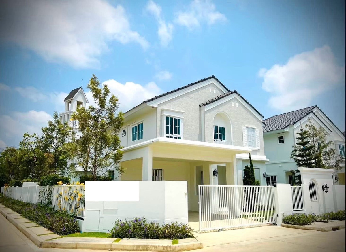 For RentHouseBangna, Bearing, Lasalle : 🌟For Rent: Detached House in Chaiyapruk Bangna Trad K.M. 15. Two-storeys 3 bedrooms|4 bathrooms.Fully furnished.💥Rental Fee: 80,000 THB/month. 