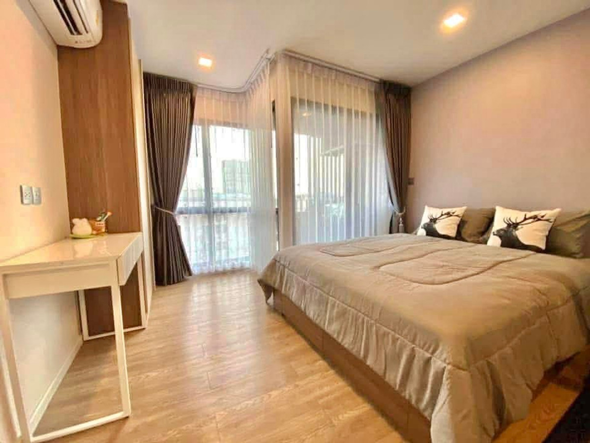 For SaleCondoPathum Thani,Rangsit, Thammasat : Urgent sale, next to tenants, ready to buy and invest, very good price, frontmost building, next to the entrance and exit of the project!