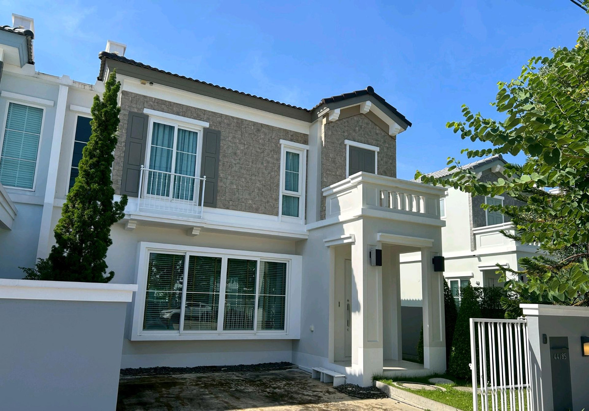 For RentRama5, Ratchapruek, Bangkruai : Twin house for rent, Anya Ratchaphruek-Nakhon In, LH project, 43 sq m., near Bang Phlu MRT station.