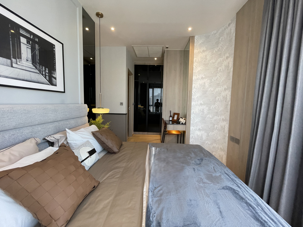 For SaleCondoRama9, Petchburi, RCA : Condo for sale: Ashton Asoke-Rama 9, Combine room, special size, 91.94 sq m, in ALPHA building, fully furnished, ready to move in. (Fully-Decorated) and receive full promotions for more than 13 items, the ultimate in luxury in the heart of the New CBD.