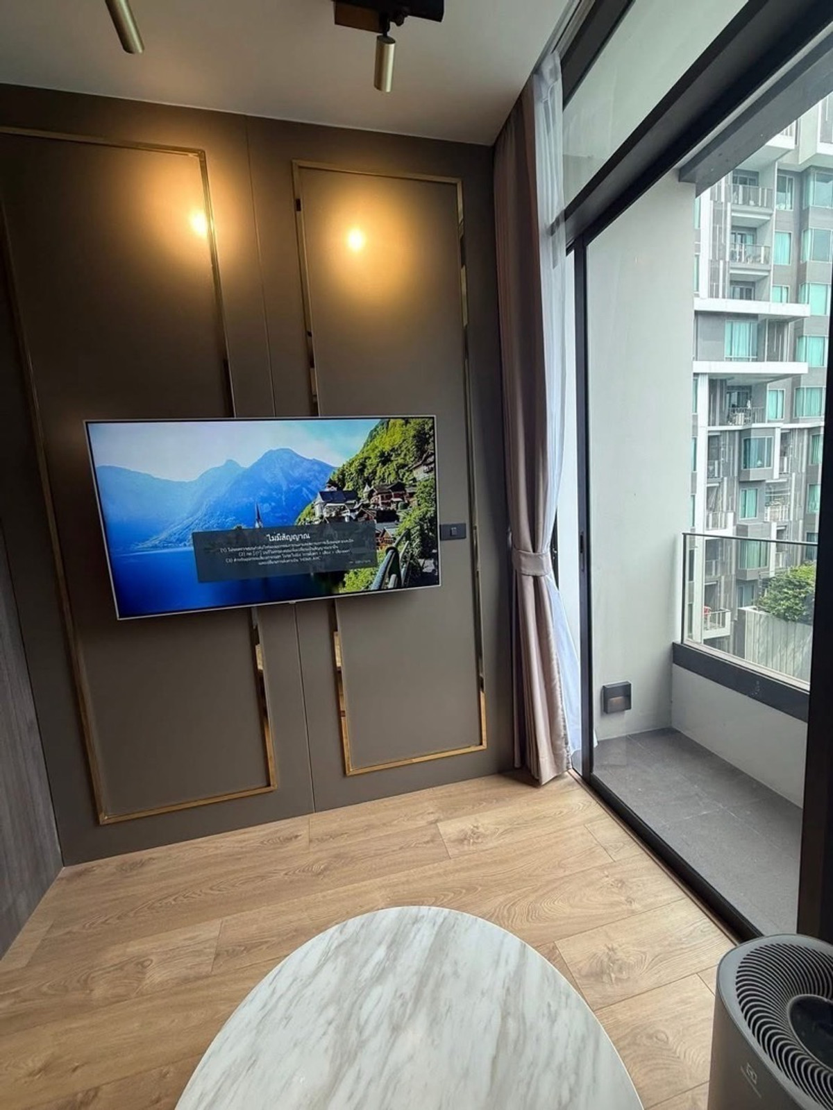 For RentCondoSukhumvit, Asoke, Thonglor : For rent: The Fine Bangkok Thonglor-Ekamai 12 (2BR, corner room, very private), beautiful view + bathtub, floor 10 usable area 50 sq m. Experience luxury in Japanese style in the heart of Thonglor-Ekkamai. The room is in new condition.