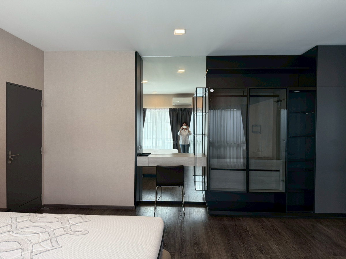 ให้เช่าทาวน์โฮมบางนา แบริ่ง ลาซาล : บ้านให้เช่า วีเว่ บางนา กม.7 พร้อมเฟอร์นิเจอร์ครบ ( SPSEVE1529)