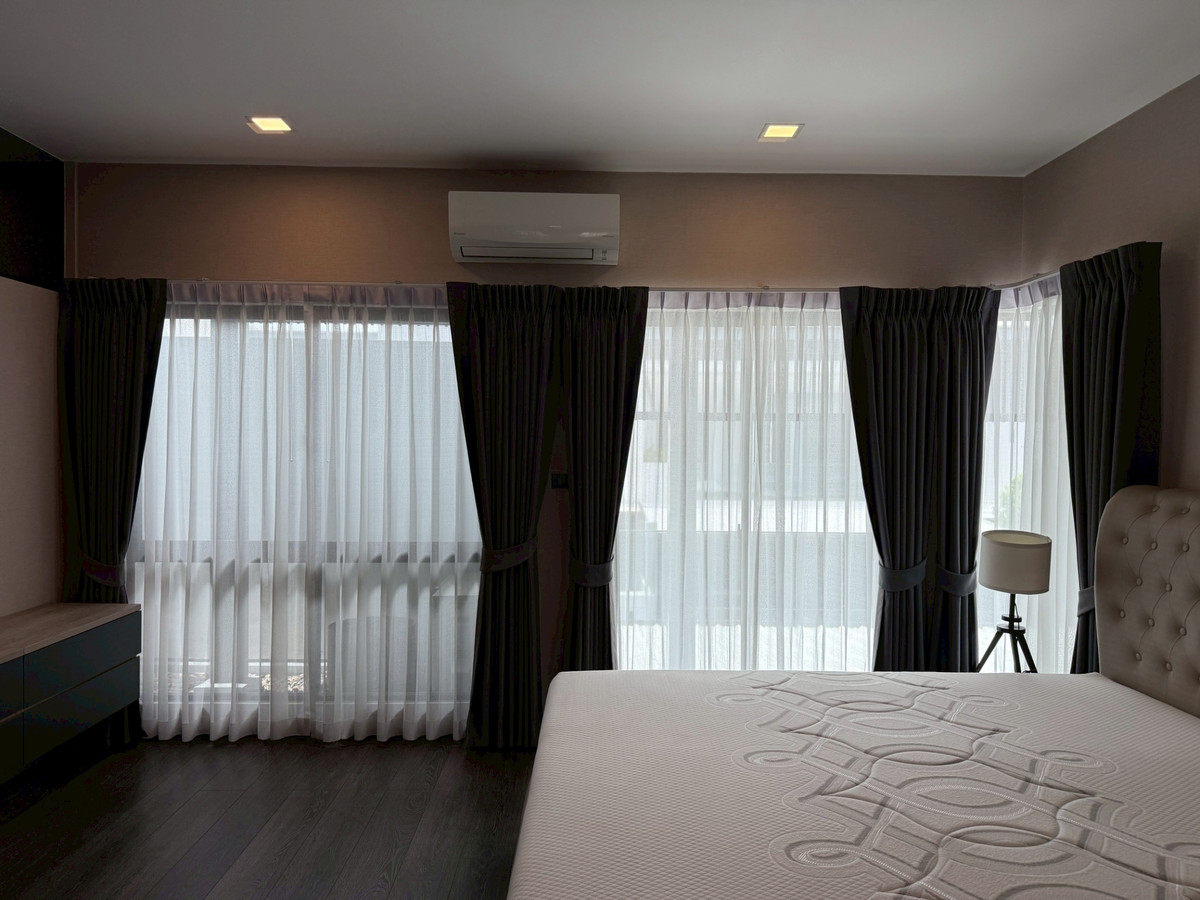 ให้เช่าทาวน์โฮมบางนา แบริ่ง ลาซาล : บ้านให้เช่า วีเว่ บางนา กม.7 พร้อมเฟอร์นิเจอร์ครบ ( SPSEVE1529)