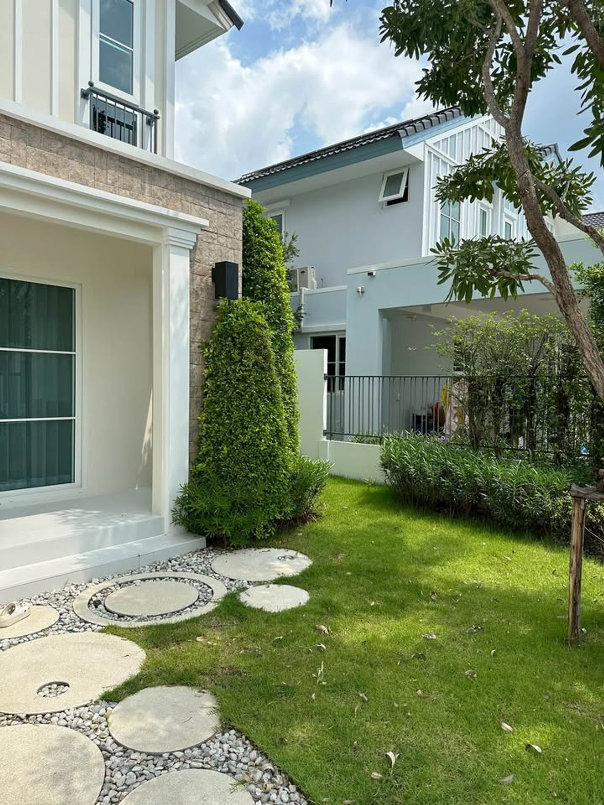 ให้เช่าบ้านบางนา แบริ่ง ลาซาล : ให้เช่าบ้านเดี่ยว Villaggio 2 ศรีนครินทร์ บางนา (SPSEVE1580)