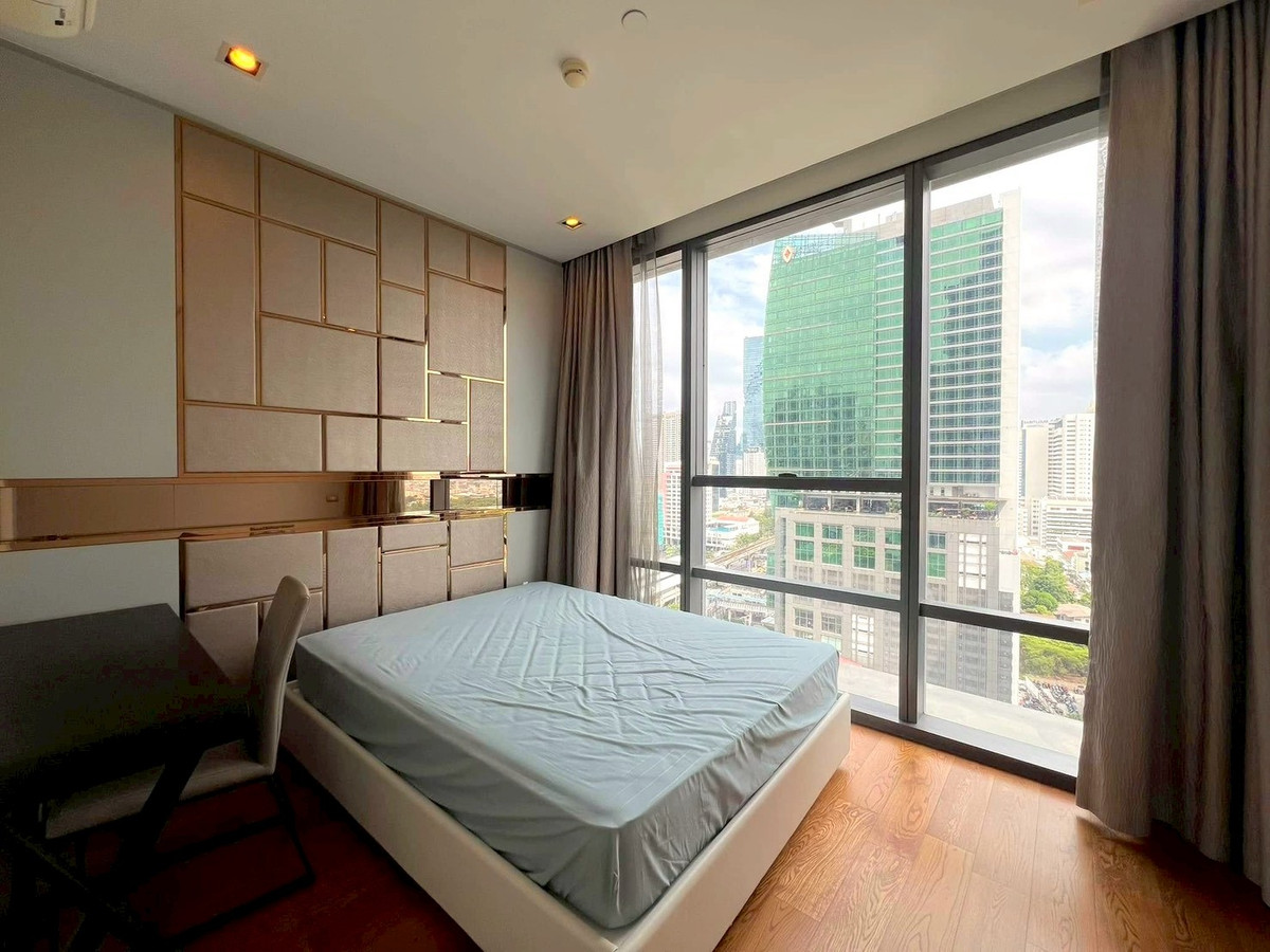 ให้เช่าคอนโดสาทร นราธิวาส : Luxury condo for rent 💠 𝐓𝐡𝐞 𝐁𝐚𝐧𝐠𝐤𝐨𝐤 𝐒𝐚𝐭𝐡𝐨𝐫𝐧 • 2 bedrooms • 2 bathrooms. 𝗖𝗢𝗗𝗘-TP001108  | 📲 𝗖𝗼𝗻𝘁𝗮𝗰𝘁. 𝟬𝟲𝟮-𝟲𝟵𝟰-𝟭𝟳𝟵𝟰