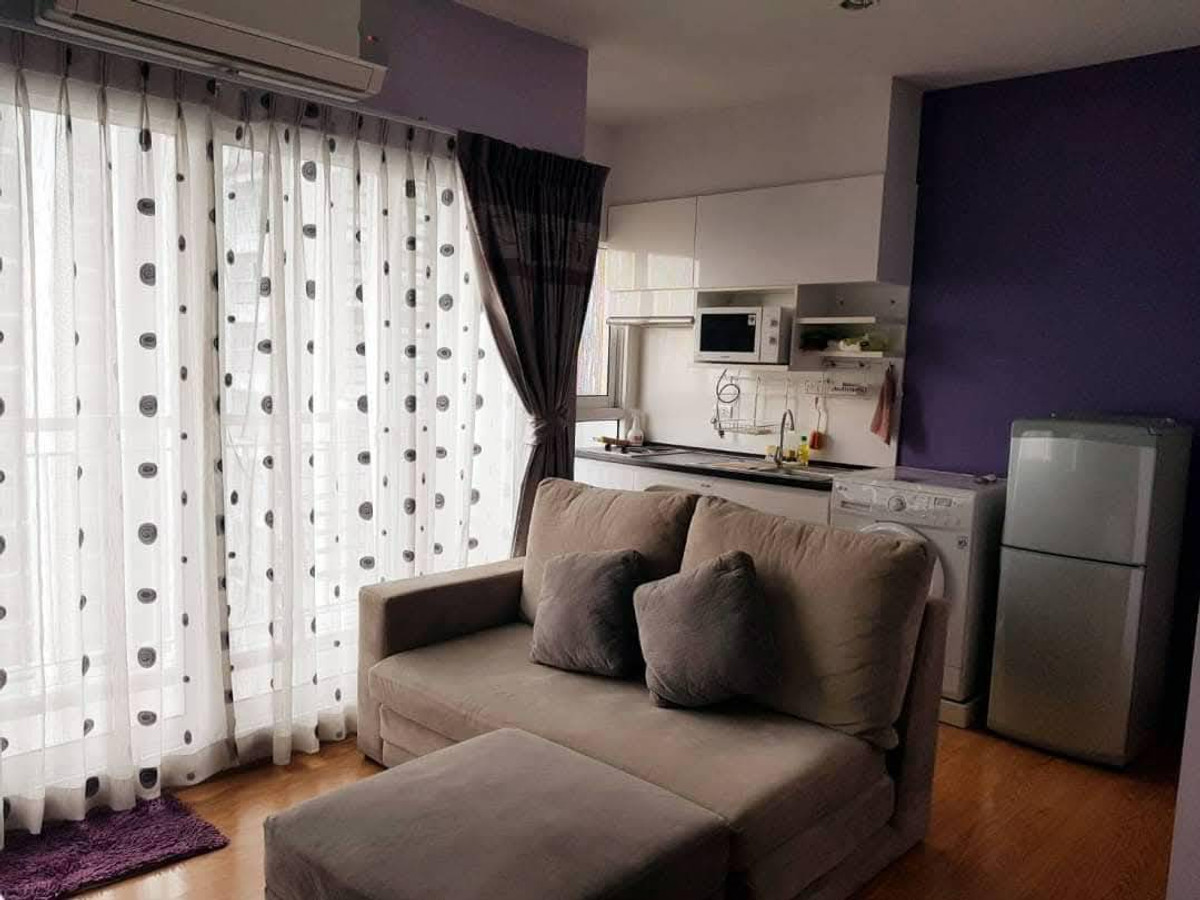 ให้เช่าคอนโดท่าพระ ตลาดพลู วุฒากาศ : 🏙🔥 ให้เช่าคอนโด ราคาดี ใกล้ BTS ตลาดพลู แค่ 50 เมตร! 📍 The Parkland Grand Taksin ชั้น 14 | วิวสระ ลมดี ไม่ร้อน | ห้องใหญ่ 35 ตร.ม.