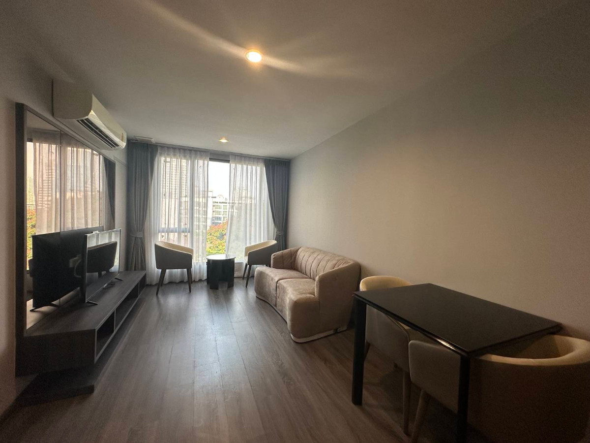 ให้เช่าคอนโดสุขุมวิท อโศก ทองหล่อ : ให้เช่าคอนโด Ideo Mobi Sukhumvit 40 คอนโดแต่งครบพร้อมเข้าอยู่ใกล้BTSเอกมัยและทางด่วน2เส้นทาง!!