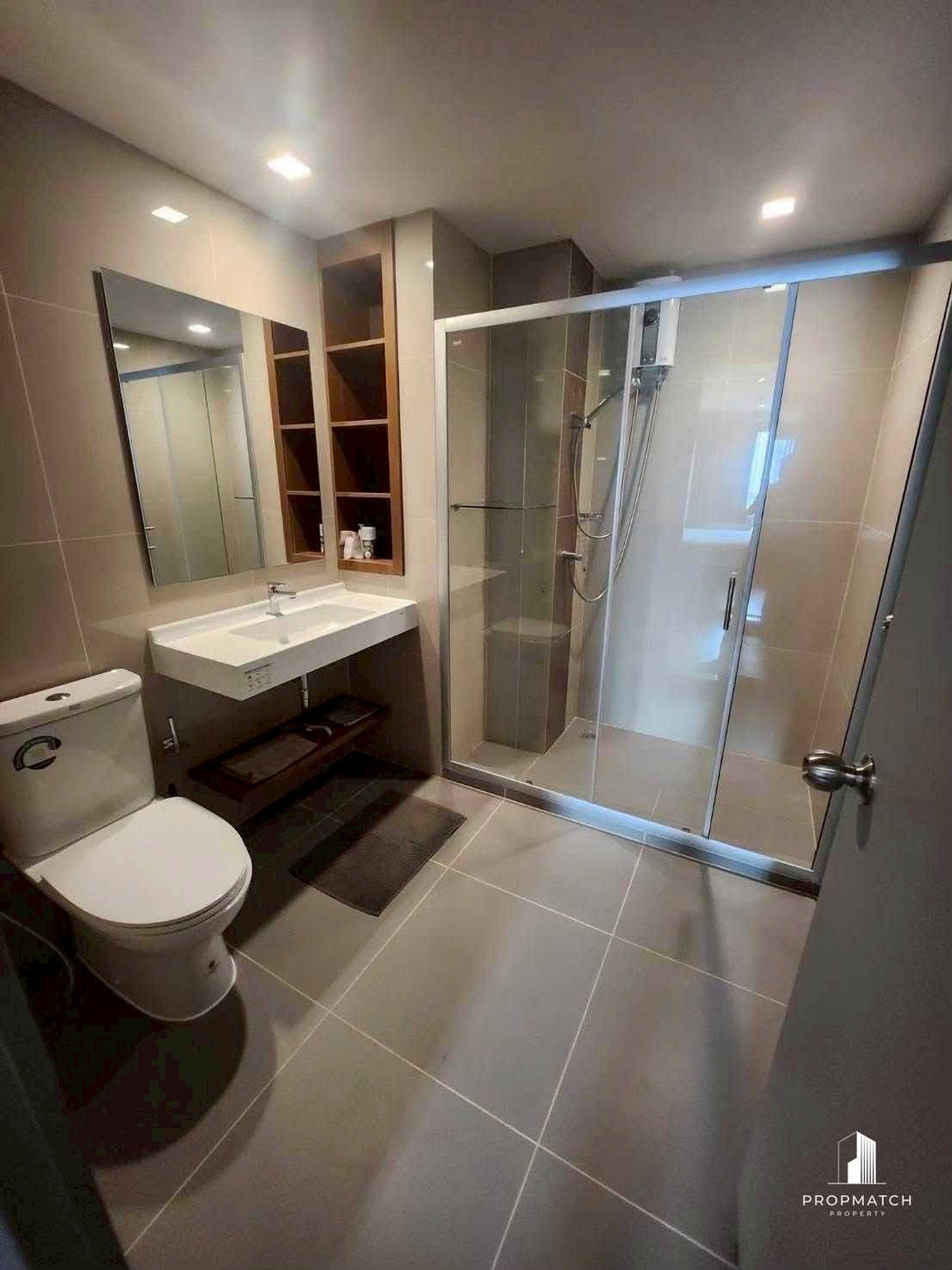 For RentCondoSapankwai,Jatujak : 🔥Hotprice🔥⚡️Ideo phahonjatujuk near Bts Mo Chit⚡️ 45 Sqm, good view, good location, nice to live in, only 23,000 B. Interested in making an appointment to see the putter 0928895628🔥