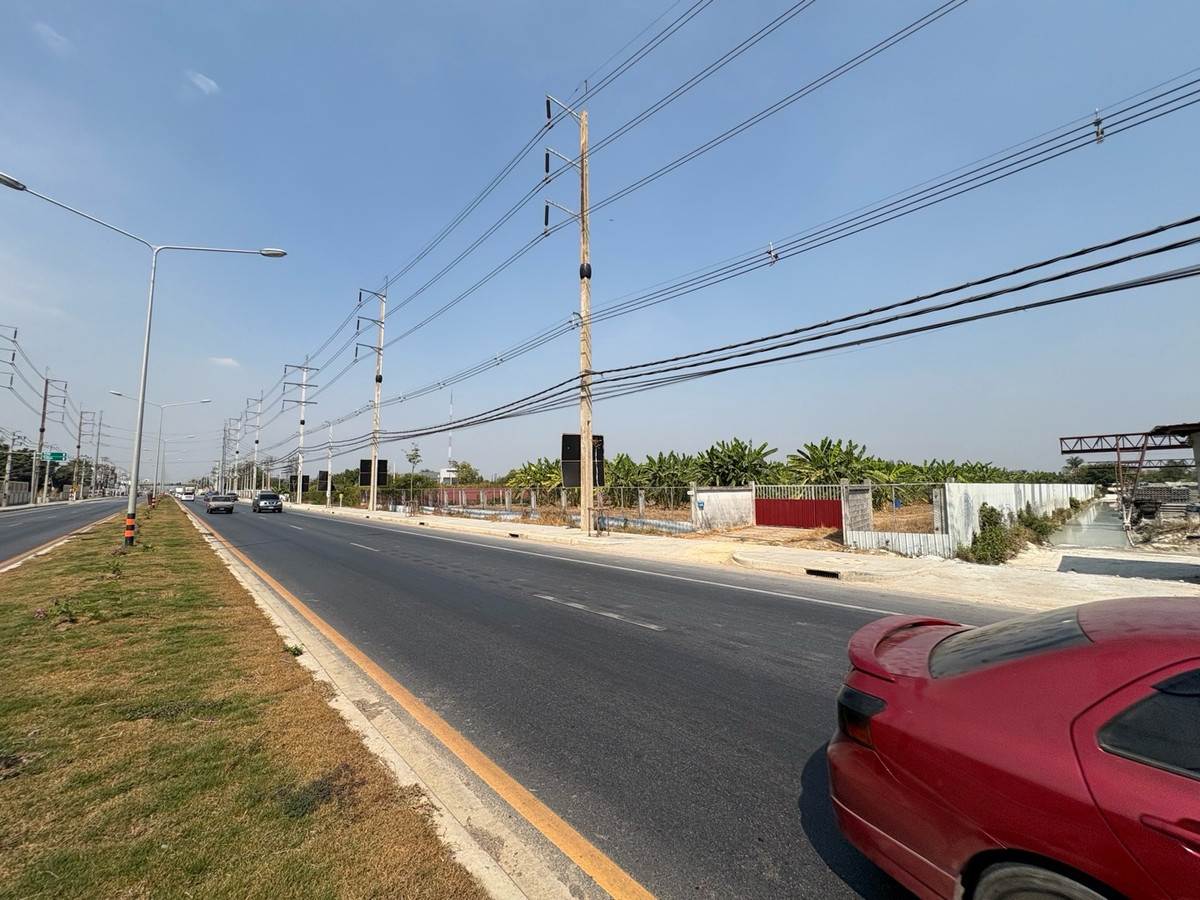 ให้เช่าที่ดินปทุมธานี รังสิต ธรรมศาสตร์ : ให้เช่าที่ดินทำเลทอง 1 ไร่  ติดถนน 4 เลน ถนนปท 3004 (ลำลูกกา-รังสิต นครนายก) ใกล้แหล่งชุมชน เดินทางสะดวก