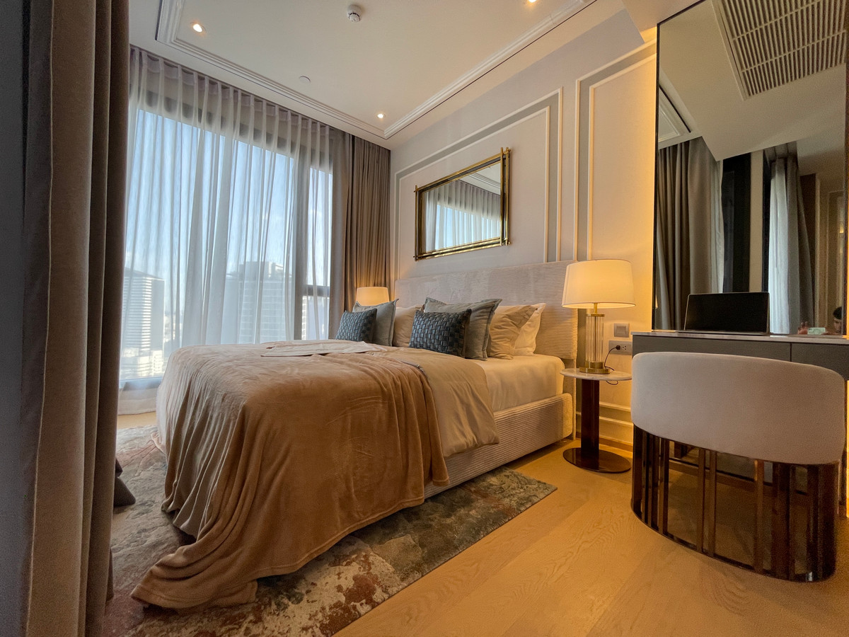 For SaleCondoRama9, Petchburi, RCA : Condo for sale: Ashton Asoke-Rama 9, Combine room, extra large size, 150.78 sq m, in ALPHA building, fully furnished, ready to move in. (Fully-Decorated) and receive full promotions for more than 13 items, the ultimate in luxury in the heart of the New CB