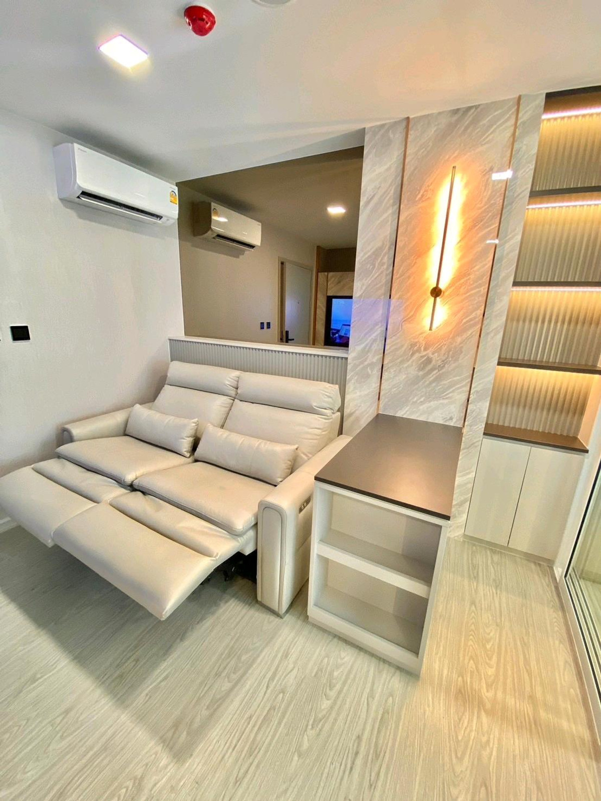 For RentCondoPathum Thani,Rangsit, Thammasat : 🌴 Kave Town Island 🌴| Water park condo next to Bangkok University.