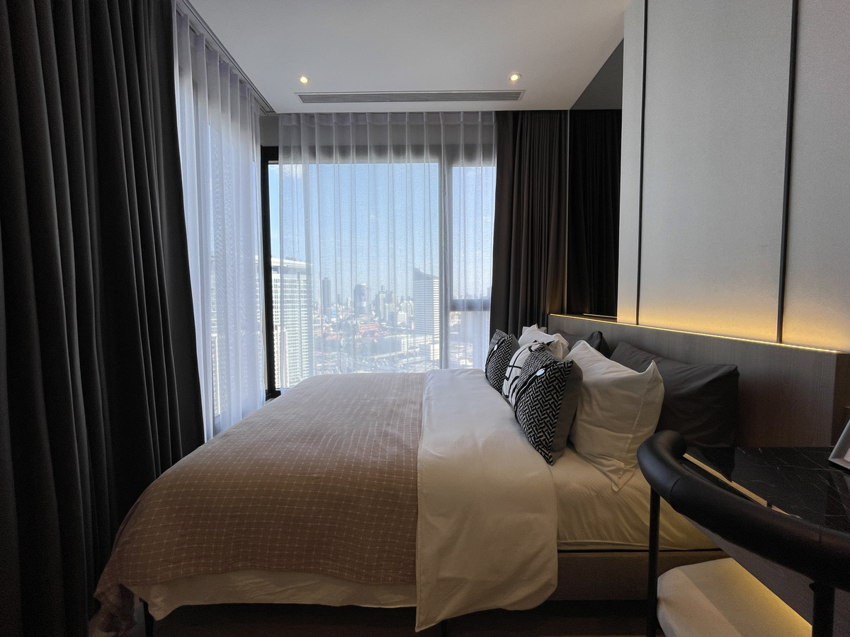 For SaleCondoRama9, Petchburi, RCA : Condo for sale: Ashton Asoke-Rama 9, Combine room, special size, 91.94 sq m, in ALPHA building, fully furnished, ready to move in. (Fully-Decorated) and receive full promotions for more than 13 items, the ultimate in luxury in the heart of the New CBD.