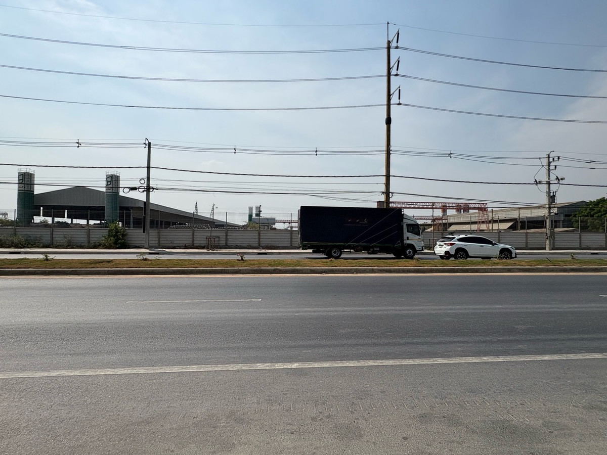 ให้เช่าที่ดินปทุมธานี รังสิต ธรรมศาสตร์ : ให้เช่าที่ดินทำเลทอง 1 ไร่  ติดถนน 4 เลน ถนนปท 3004 (ลำลูกกา-รังสิต นครนายก) ใกล้แหล่งชุมชน เดินทางสะดวก