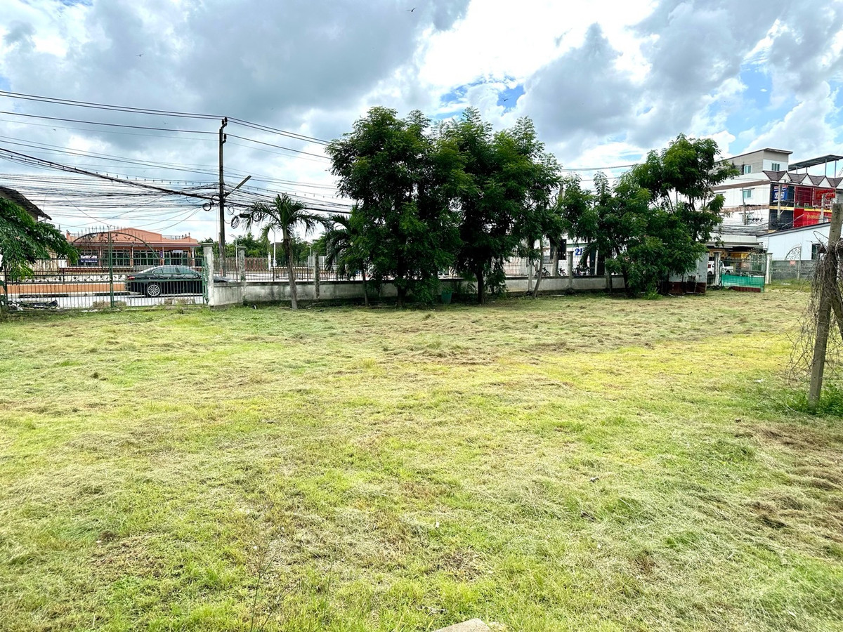 ให้เช่าที่ดินปทุมธานี รังสิต ธรรมศาสตร์ : ให้เช่าที่ดิน 1- 6 ไร่ ทำเลทองติดถนน ใกล้ถนนนิมิตรใหม่ อ.ลำลูกกา คลอง 7 ปทุมธานี