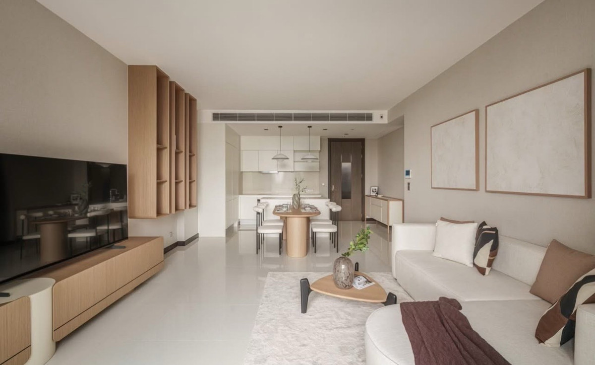 คอนโดนานา : Newlyให้เช่า Q1 sukhumvit 🛀2 bed 2 bath📞0639399665
