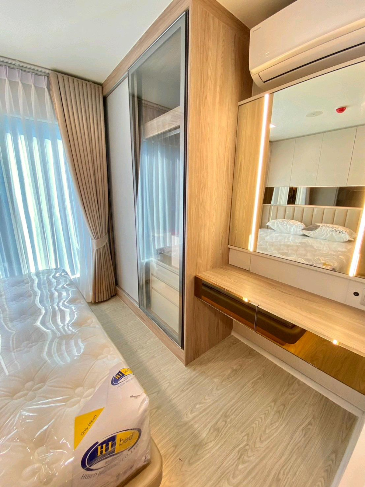 For RentCondoPathum Thani,Rangsit, Thammasat : 🌴 Kave Town Island 🌴| Water park condo next to Bangkok University.