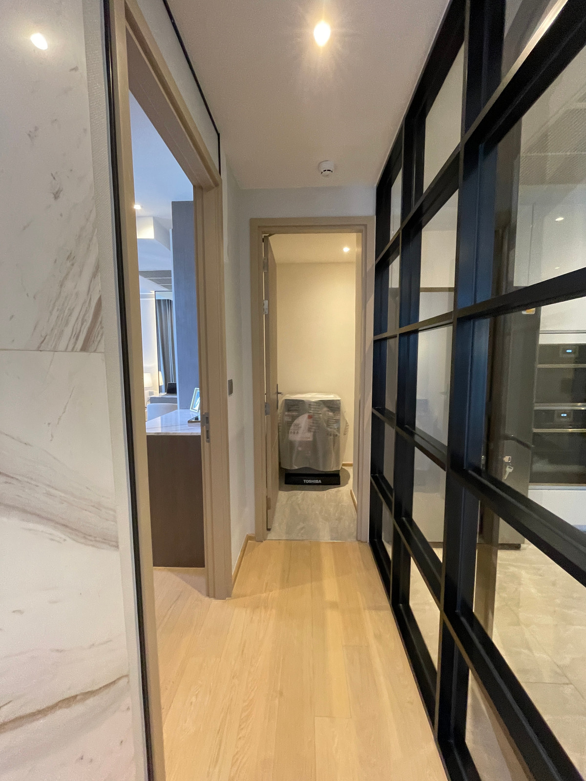 For SaleCondoRama9, Petchburi, RCA : Condo for sale: Ashton Asoke-Rama 9, Combine room, extra large size, 150.78 sq m, in ALPHA building, fully furnished, ready to move in. (Fully-Decorated) and receive full promotions for more than 13 items, the ultimate in luxury in the heart of the New CB