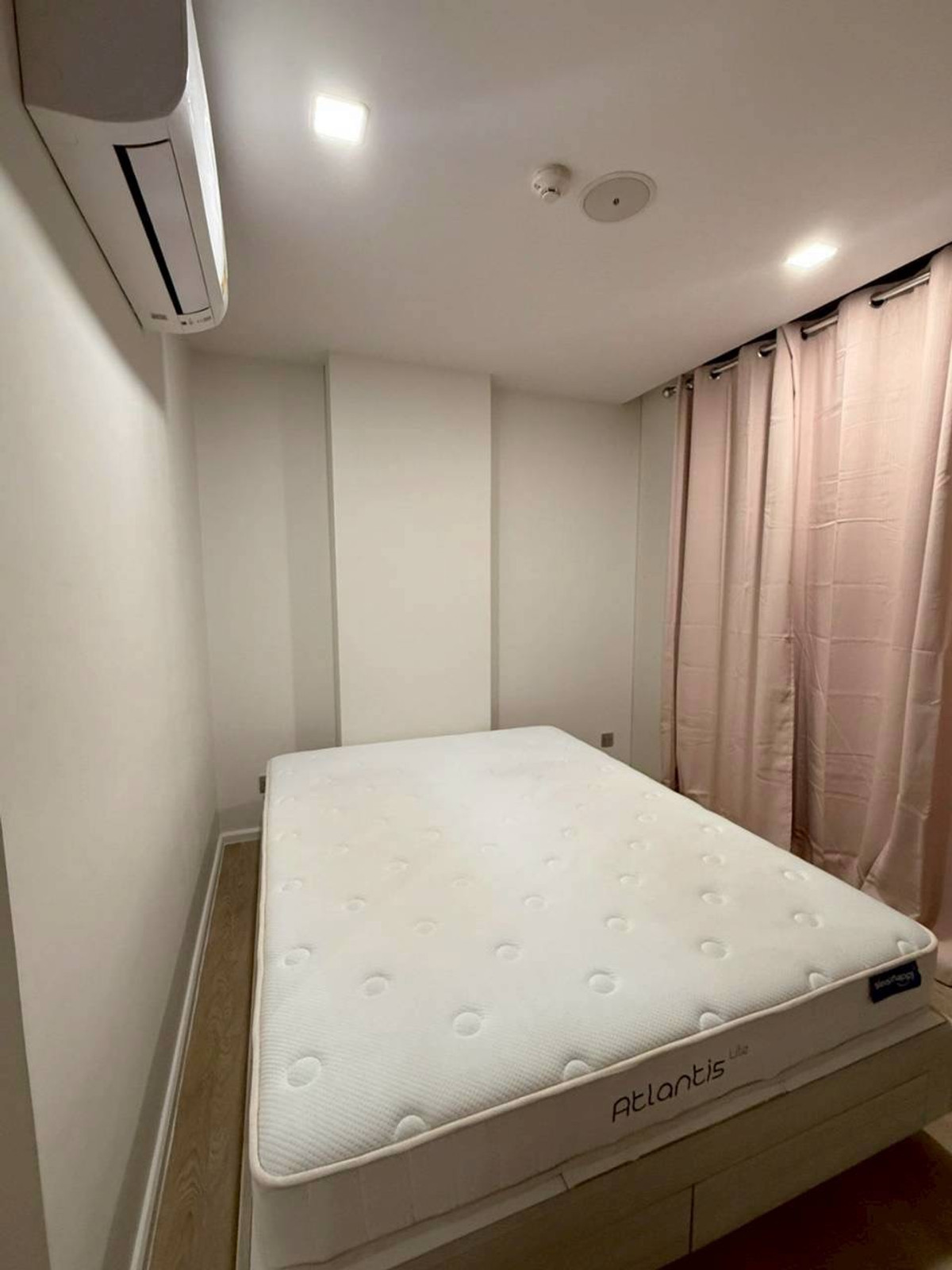 ให้เช่าคอนโดรัชดา ห้วยขวาง : ปล่อยเช่าด่วน!! ใกล้ MRT ลาดพร้าว BTS รัขโยธิน จองก่อนได้ก่อน / พร้อมเข้าอยู่ 5 ม.ค. 69 นี้✨ไอเวอรี่ รัชดา-ลาดพร้าว (ต้นรัชดา 32)