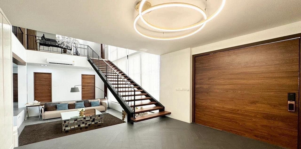 ขายบ้านวงเวียนใหญ่ เจริญนคร : ขายบ้านเดี่ยวคลองสาน ใกล้ไอคอนสยาม ใกล้รถไฟฟ้า บ้านสร้างเองดีไซน์พิเศษ พื้นที่ใหญ่ ใจกลางเมือง