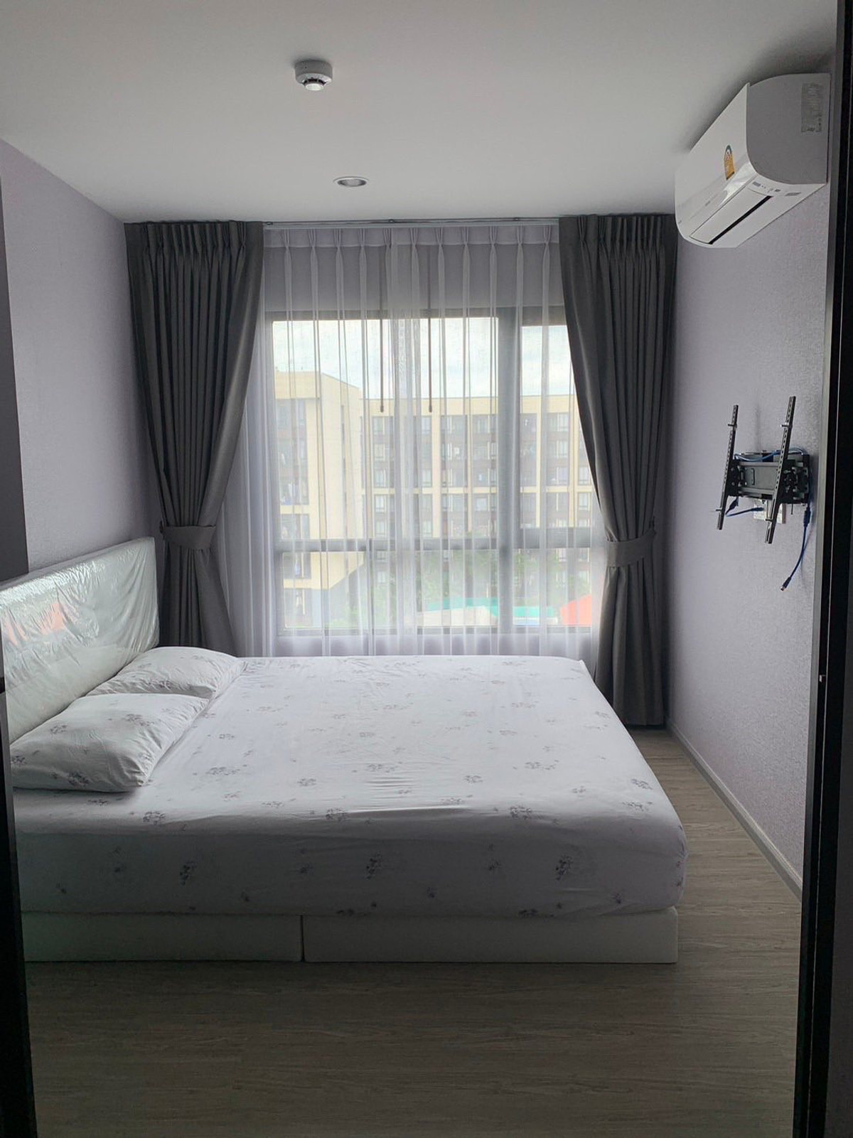 For RentCondoVipawadee, Don Mueang, Lak Si : Urgent for rent!! Corner room, ready to move in on January 5, 2026, near BTS Green Line, Pink Line / Reserve first, get first served ✨REACH Phahon Yothin 52 (Reach Phahon Yothin 52)