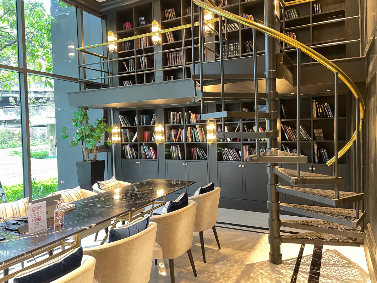 For SaleCondoWitthayu, Chidlom, Langsuan, Ploenchit : Life One Wireless Wireless Road, near the Swiss Embassy, ​​BTS Ploenchit, Central Chidlom Central Embassy, ​​Witthayu Pier