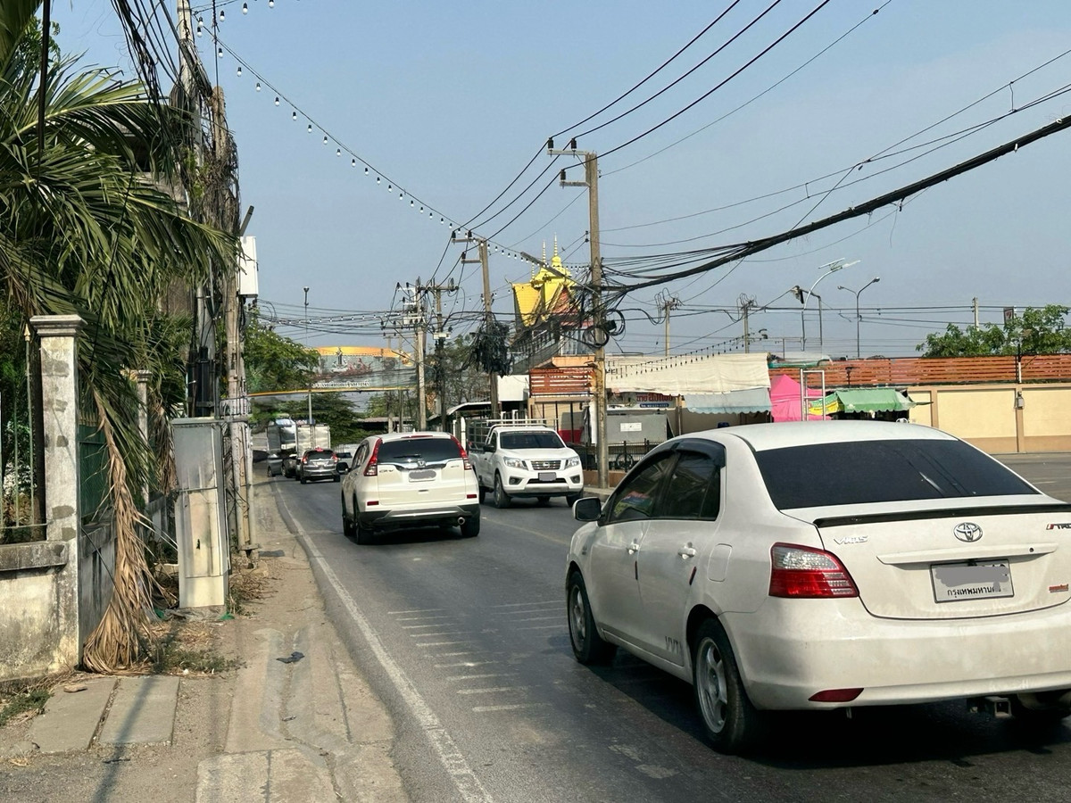 ให้เช่าที่ดินปทุมธานี รังสิต ธรรมศาสตร์ : ให้เช่าที่ดิน 300 ตรว. ทำเลทองติดถนน ใกล้ถนนนิมิตรใหม่ อ.ลำลูกกา คลอง 7 ปทุมธานี