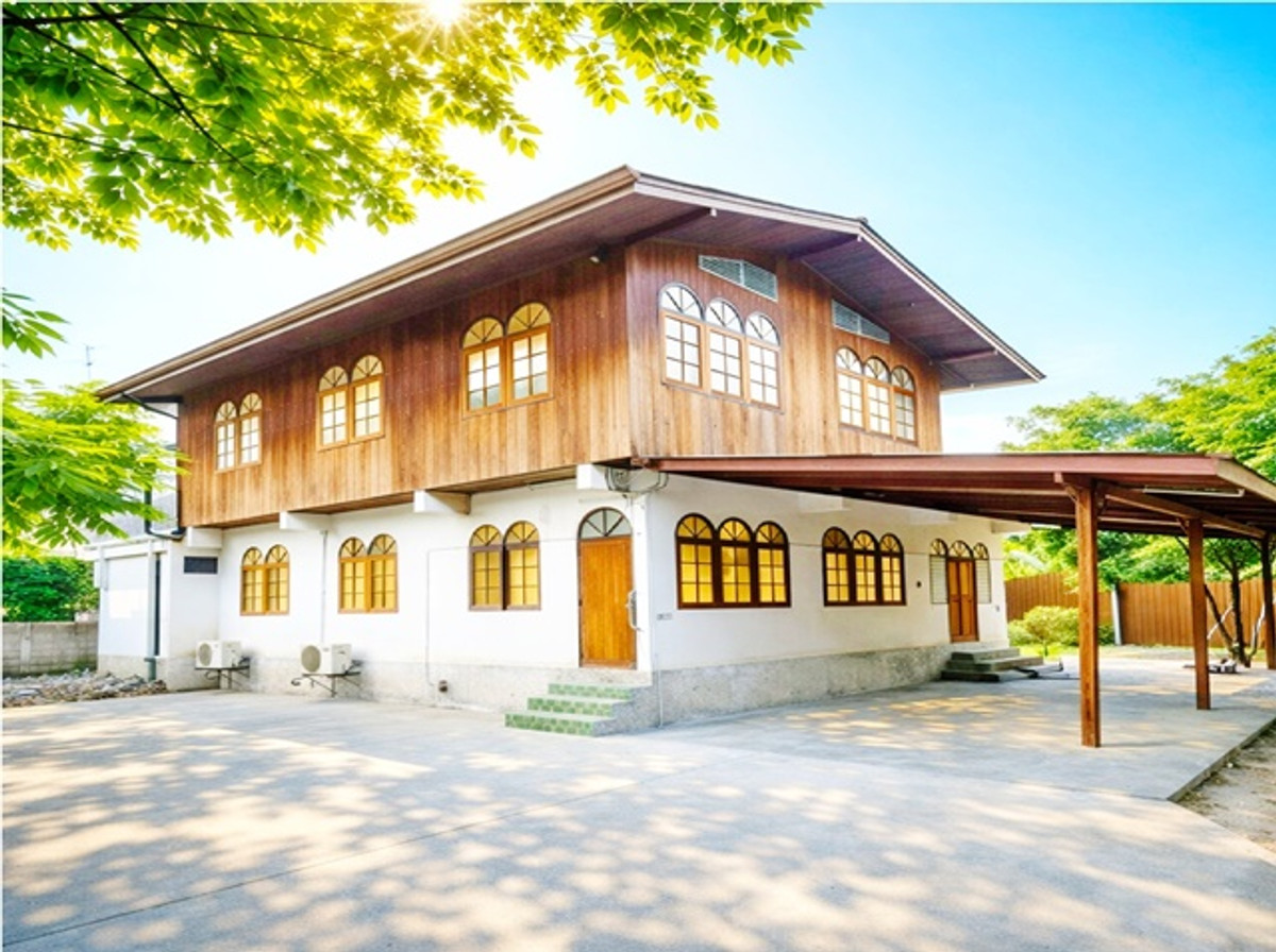 ให้เช่าบ้านท่าพระ ตลาดพลู วุฒากาศ : ติดคลองบางจาก MRTภาษีเจริญ 700ม. เพชรเกษม48-58 ให้เช่าบ้านไม้ไทย จอดรถ 15–20คัน เข้าซอย400ม 250 ตารางวา 1,000 ตร.ม.