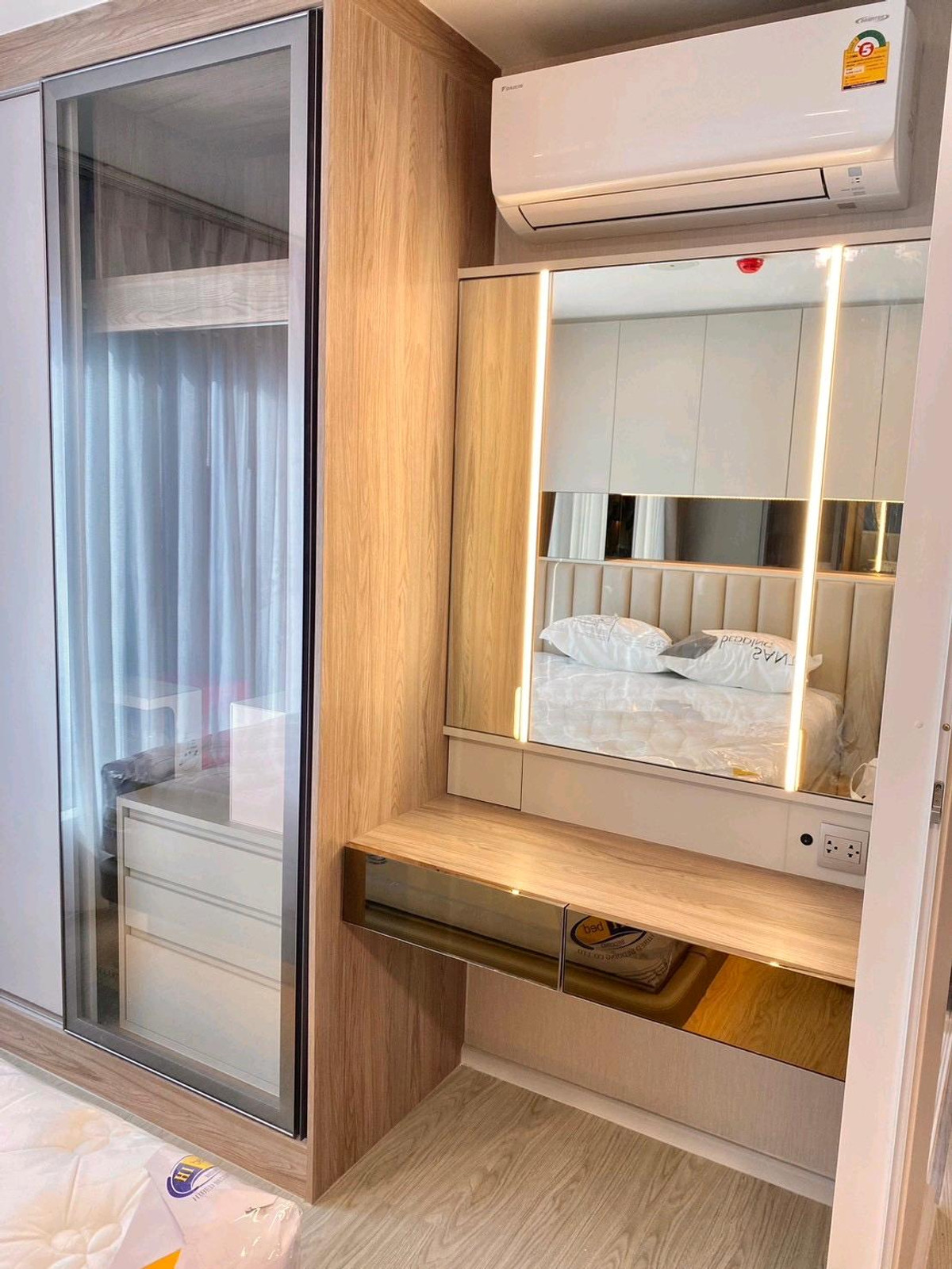 For RentCondoPathum Thani,Rangsit, Thammasat : 🌴 Kave Town Island 🌴| Water park condo next to Bangkok University.