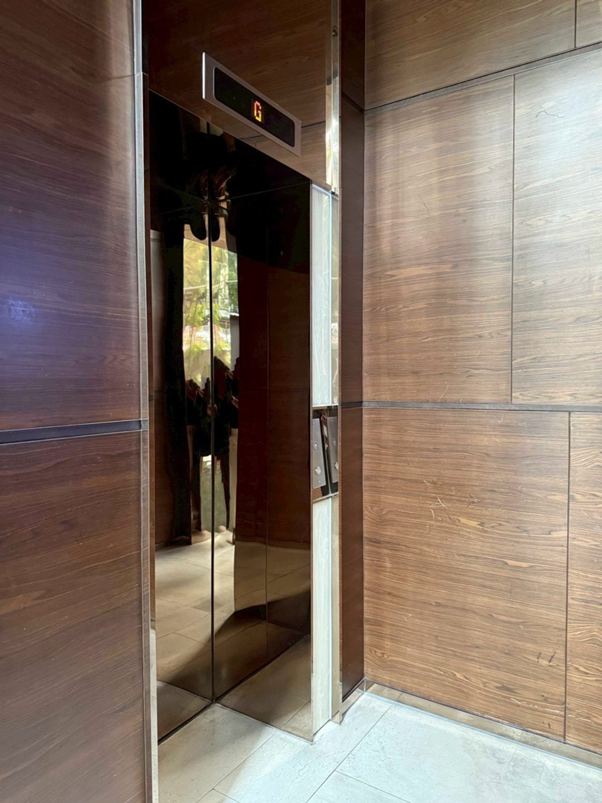 คอนโดสาทร นราธิวาส : ++ The Bangkok ติด BTS สุรศักดิ์ วิวมหานคร ++