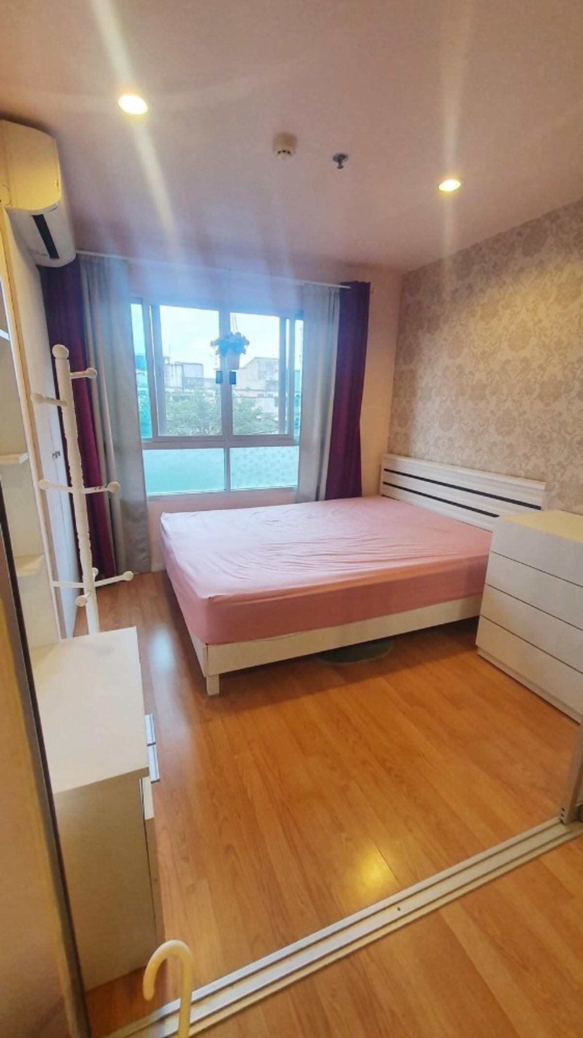 ขายคอนโดเสรีไทย-นิด้า : ✅ LP60115 ✅ Line : @p2nproperty