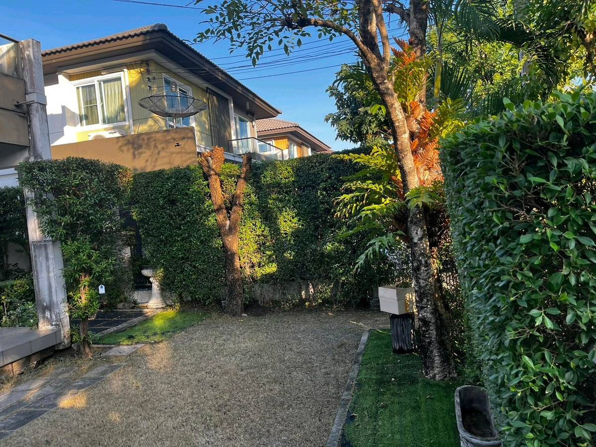 ให้เช่าบ้านนวมินทร์ รามอินทรา : ให้เช่าบ้านเดี่ยว มัณฑนา เลค วัชรพล ใกล้ บิ๊กซี สุขาภิบาล5 เพียง 4 นาที