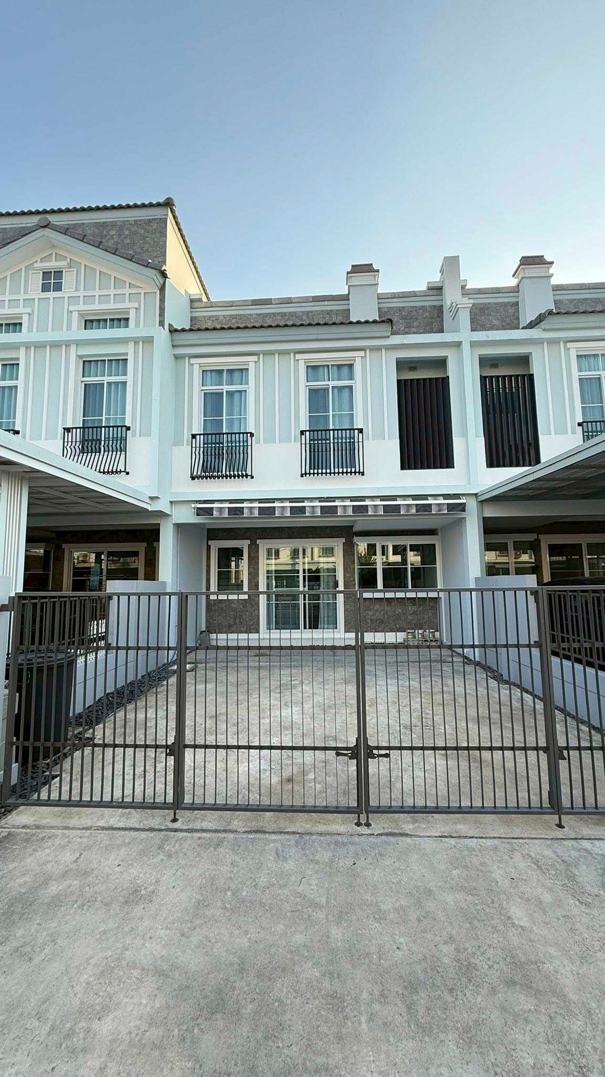 For RentTownhomeBangna, Bearing, Lasalle : ME2500483 Townhome for rent Indy 2 Bangna - Ramkhamhaeng 2, ready to move in.