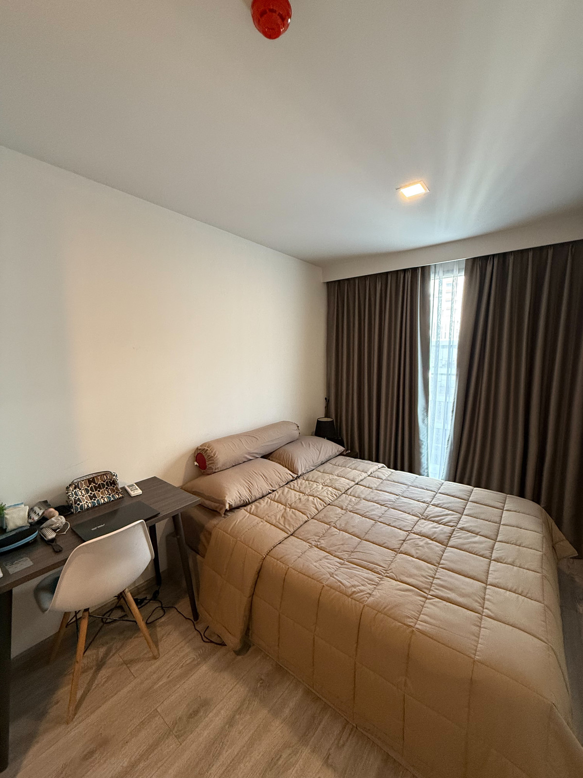 For RentCondoRatchathewi,Phayathai : Urgent for rent!! Ready to move in on 5 January 2026, BTS Ratchathewi / Pet Friendly, can raise dogs and cats🐕✨Maestro 14 Siam-Ratchathewi