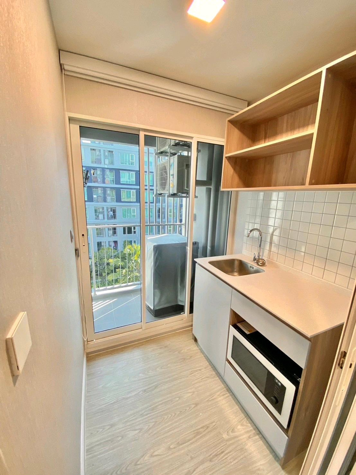 For RentCondoPathum Thani,Rangsit, Thammasat : 🌴 Kave Town Island 🌴| Water park condo next to Bangkok University.