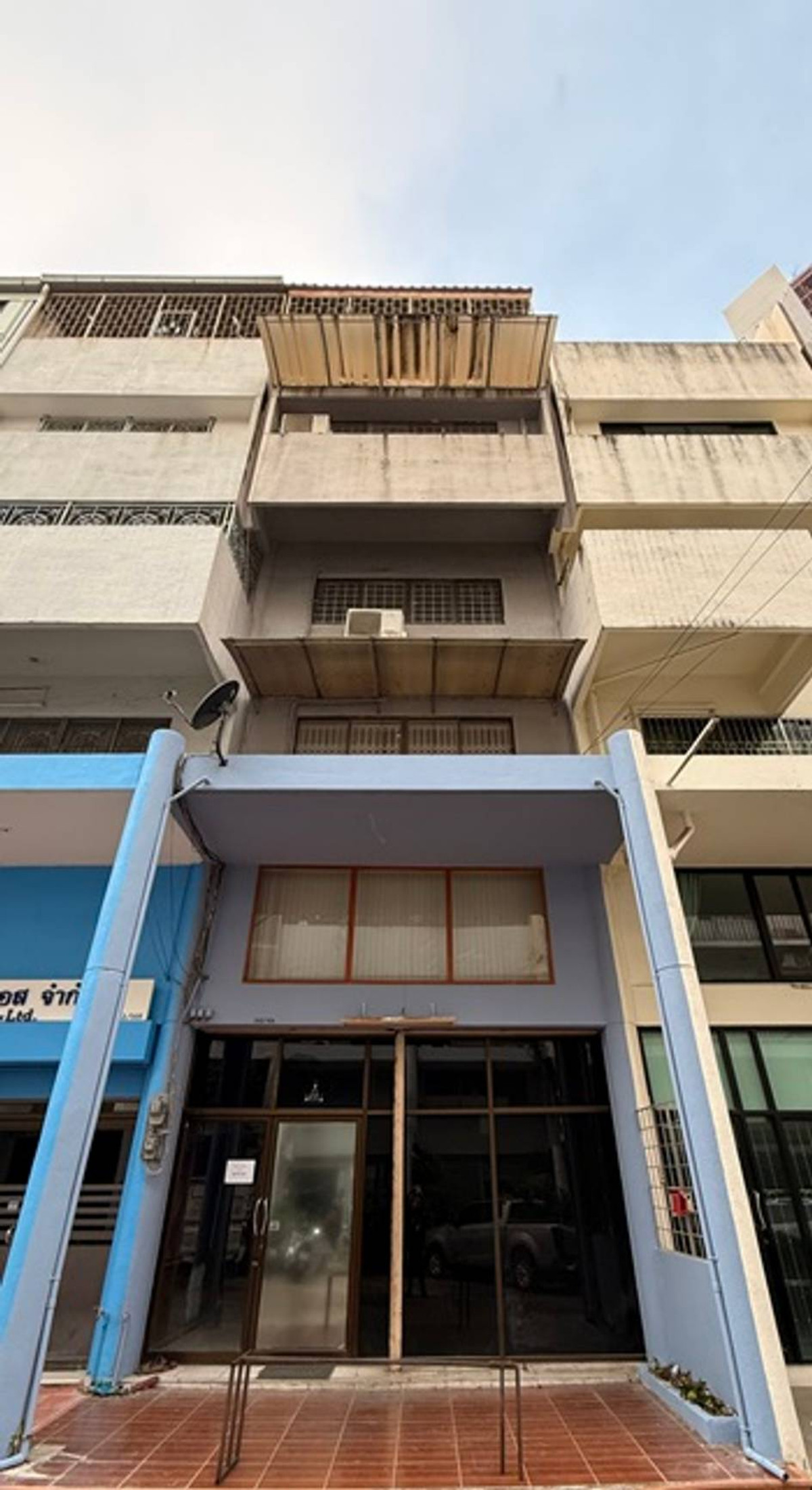 ให้เช่าอาคารพาณิชย์สุขุมวิท อโศก ทองหล่อ : ให้เช่าอาคารพาณิชย์ โซนสุขุมวิท ใกล้ BTS พระโขนง เพียง 1 นาที