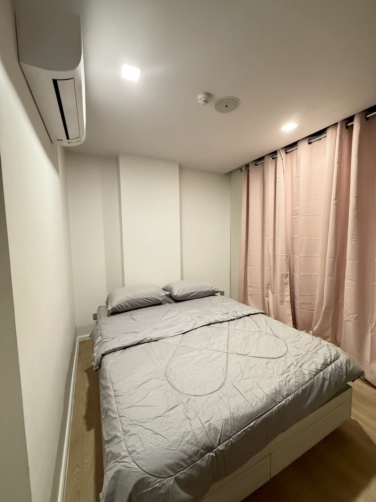 For RentCondoRatchadapisek, Huaikwang, Suttisan : Urgent for rent!! Near MRT Lat Phrao, BTS Ratchayothin, reserve first, get first served / ready to move in 5 Jan. 26✨Ivory Ratchada-Lat Phrao (Ton Ratchada 32)