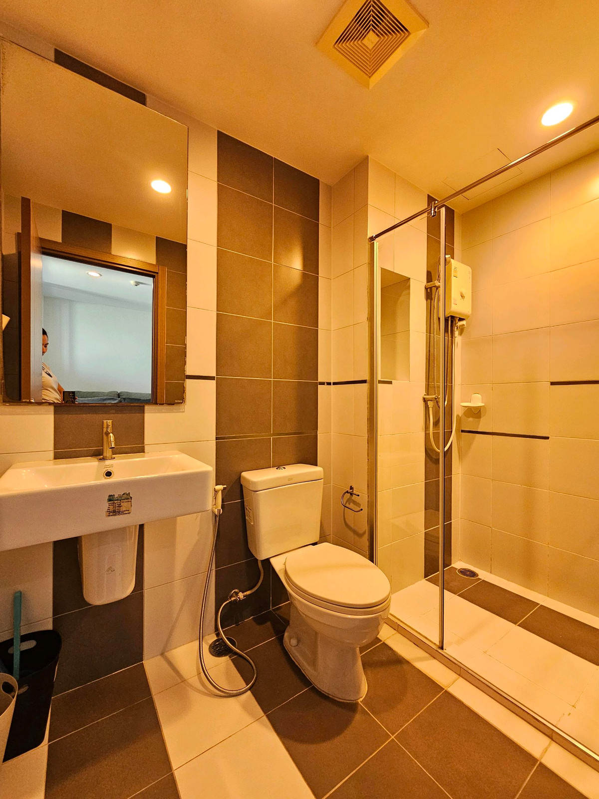 ให้เช่าคอนโดอ่อนนุช อุดมสุข : ให้เช่า คอนโดห้องสวย เพิ่งรีโนเวทใหม่ เครื่องใช้ไฟฟ้าครบ แถมฟรี‼️อินเตอร์เนท