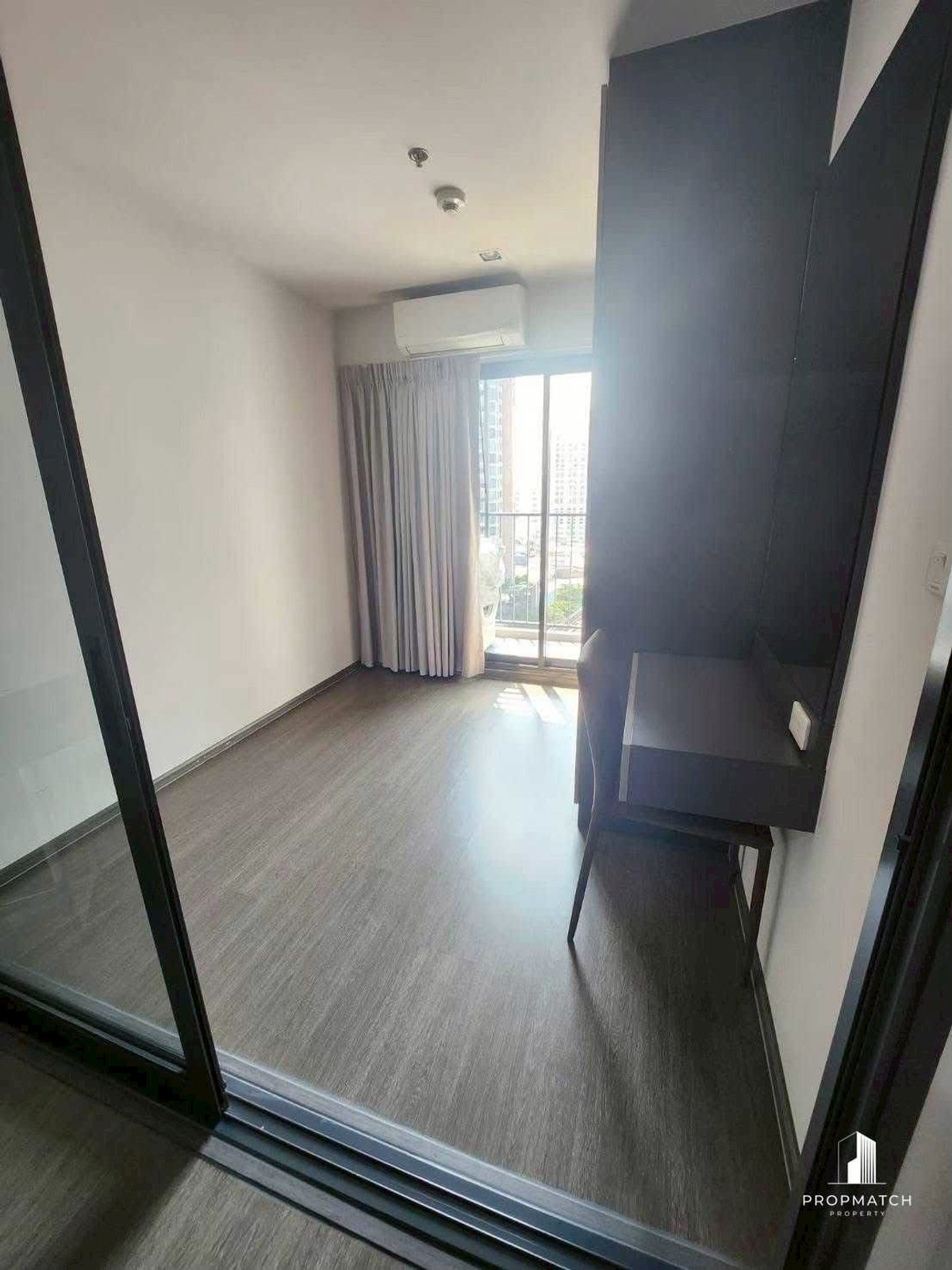 For RentCondoSapankwai,Jatujak : 🔥Hotprice🔥⚡️Ideo phahonjatujuk near Bts Mo Chit⚡️ 45 Sqm, good view, good location, nice to live in, only 23,000 B. Interested in making an appointment to see the putter 0928895628🔥
