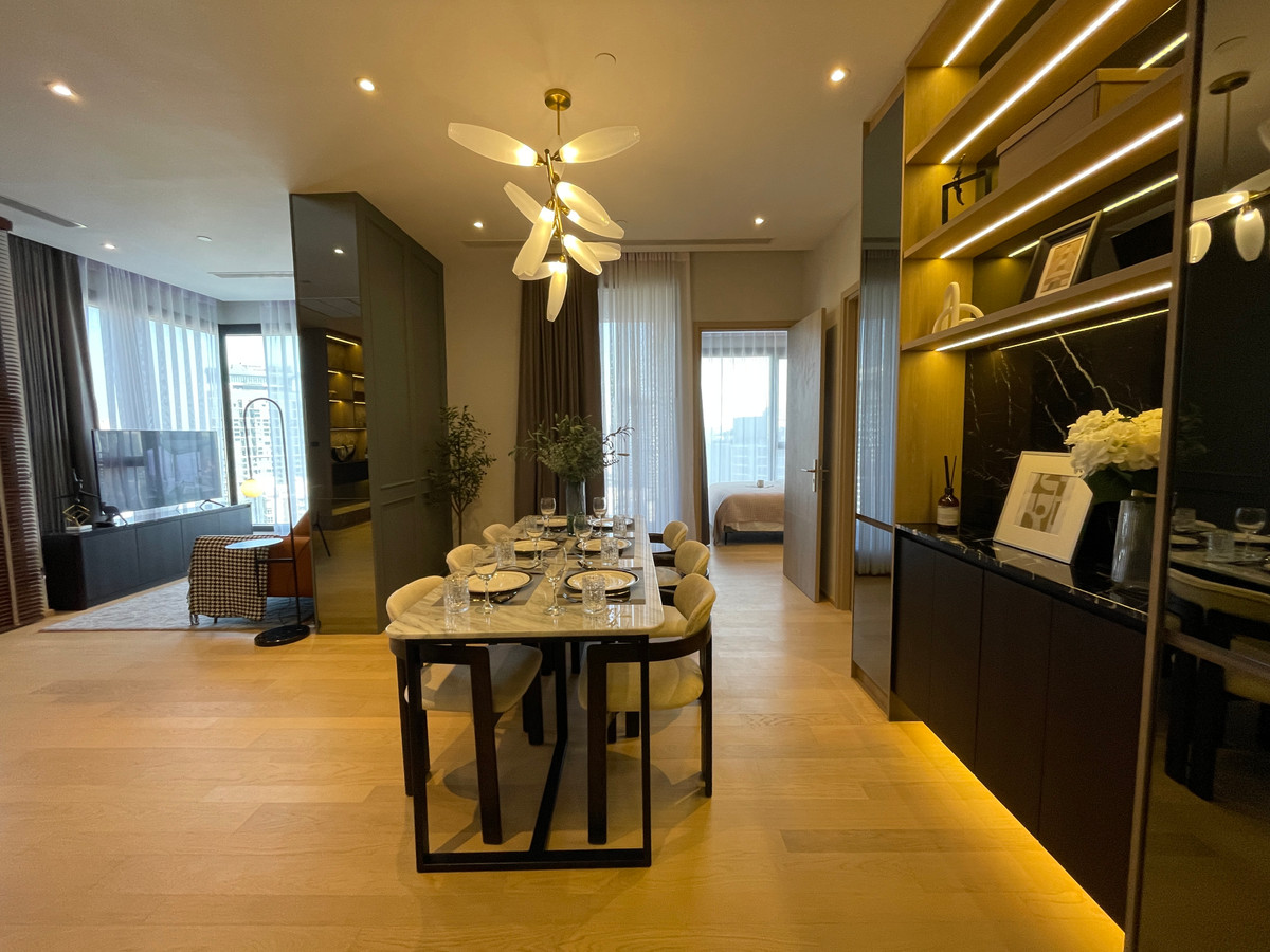 For SaleCondoRama9, Petchburi, RCA : Condo for sale: Ashton Asoke-Rama 9, Combine room, special size, 91.94 sq m, in ALPHA building, fully furnished, ready to move in. (Fully-Decorated) and receive full promotions for more than 13 items, the ultimate in luxury in the heart of the New CBD.