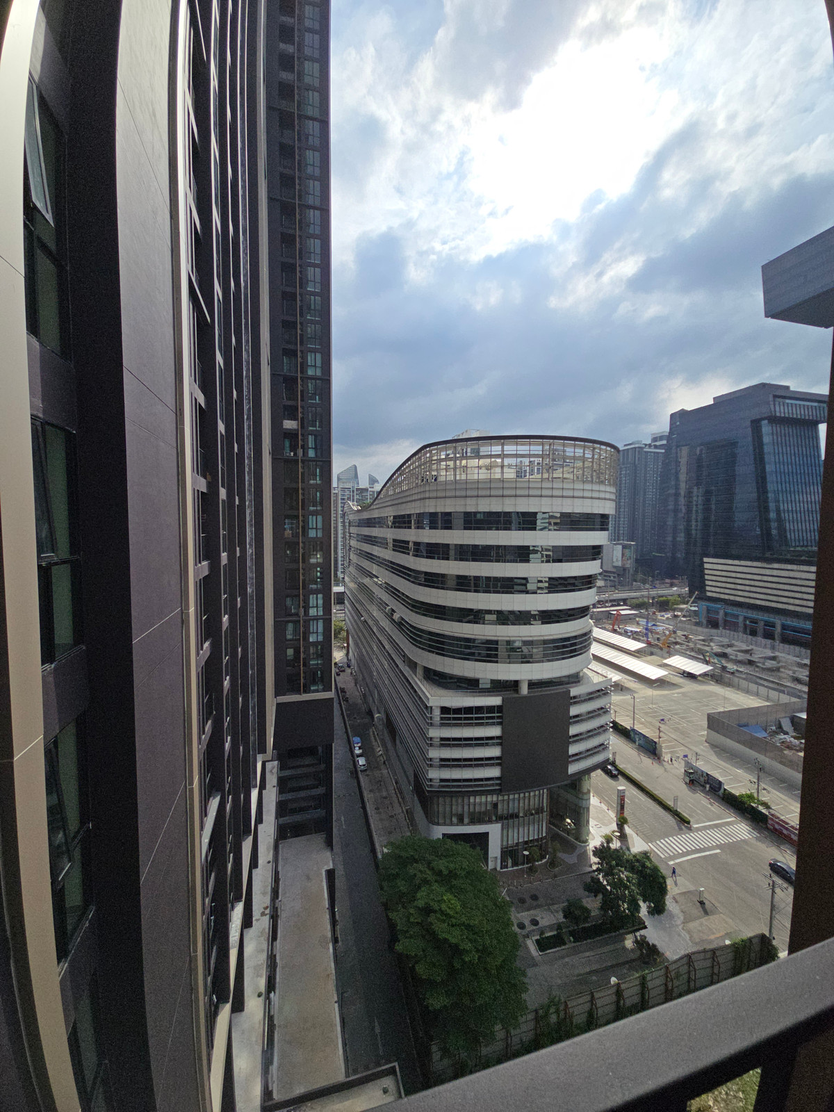 ให้เช่าคอนโดพระราม 9 เพชรบุรีตัดใหม่ RCA : 🔥ให้เช่าด่วน🔥โนเบิล นิว ดิสทริค อาร์ไนน์ ห้องมุม วิวสวย ส่วนกลางจัดเต็ม เฟอร์นิเจอร์ครบพร้อมเข้าอยู่ ใกล้รถไฟฟ้า MRT พระราม 9