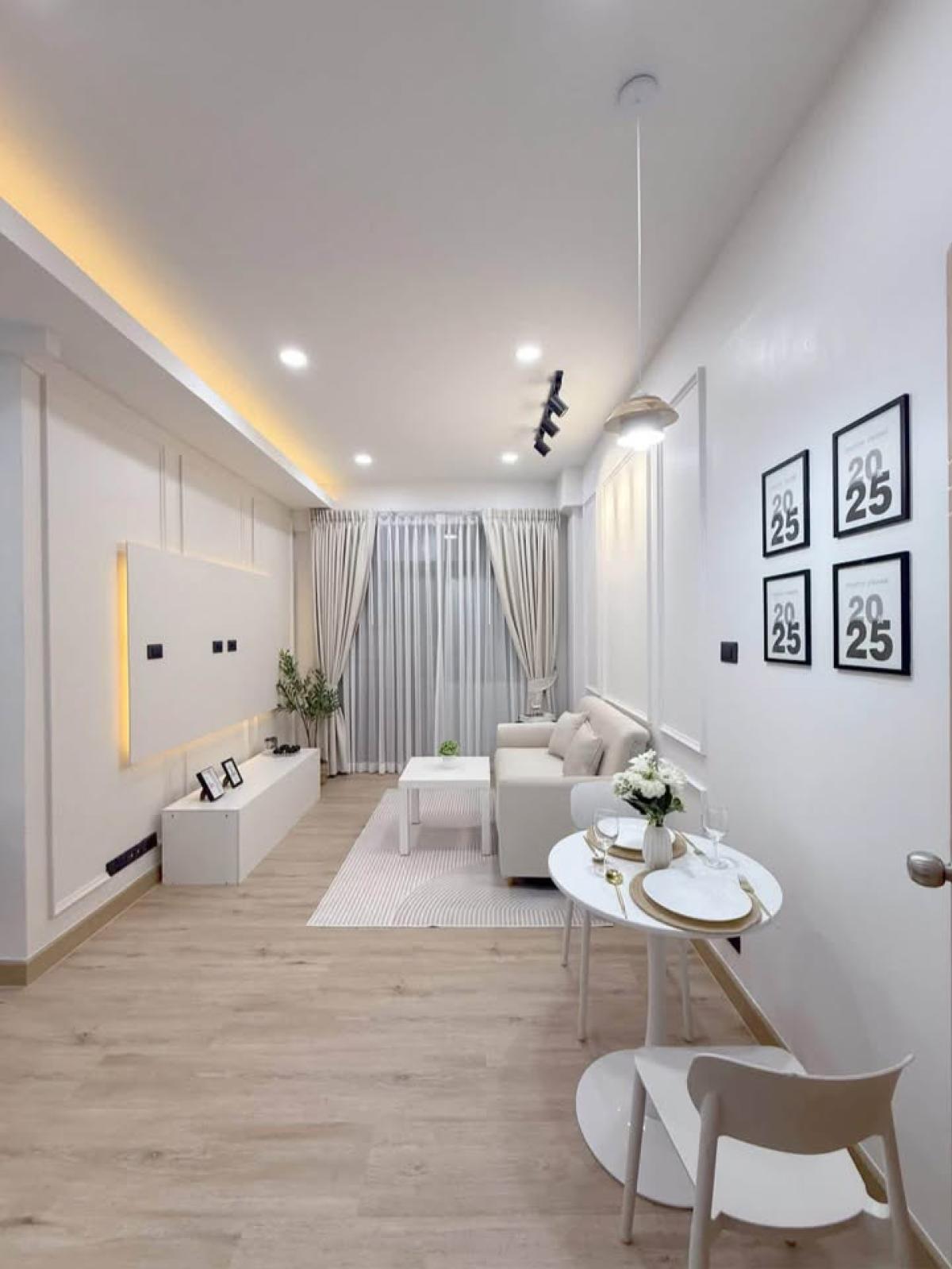 For SaleCondoPattanakan, Srinakarin : 🔥For Sale 🌟Newly Renovated 🧳Move-In Ready 🏢Condo St. Charm 33 sq.m.