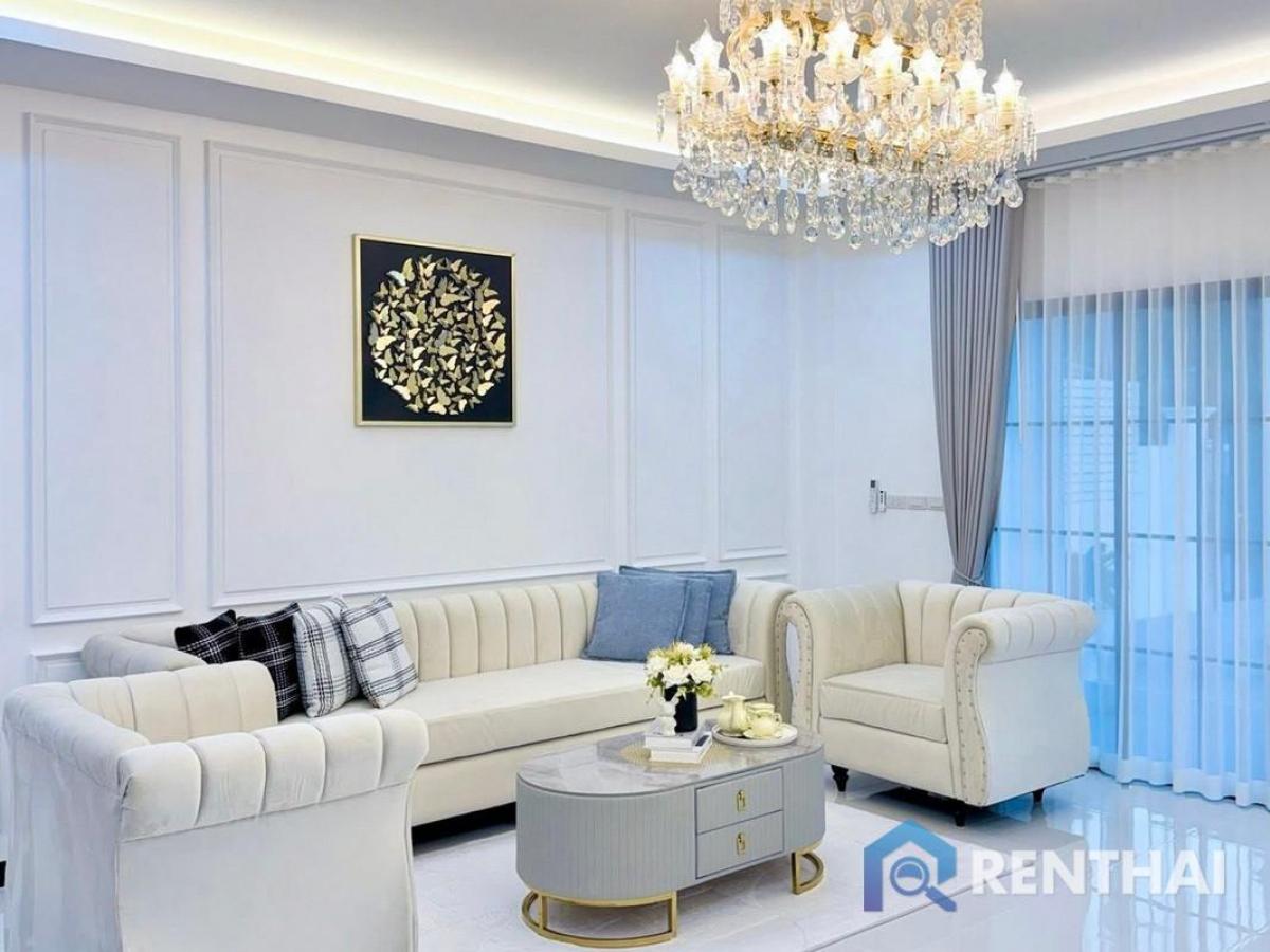 For SaleHousePattaya, Bangsaen, Chonburi : 5 Bedrooms Pool Villa with Private Swimming Pool in Nong Prue Pattaya