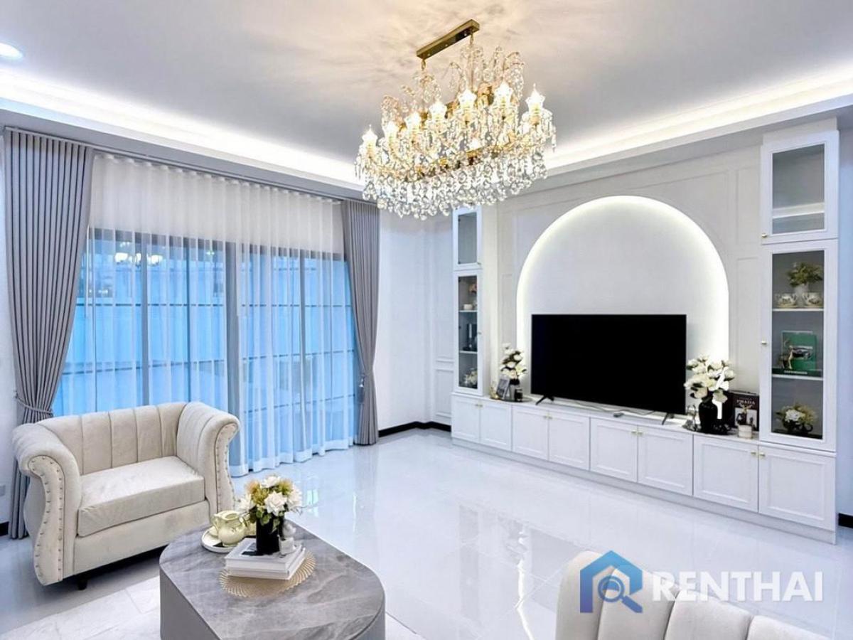 For SaleHousePattaya, Bangsaen, Chonburi : 5 Bedrooms Pool Villa with Private Swimming Pool in Nong Prue Pattaya