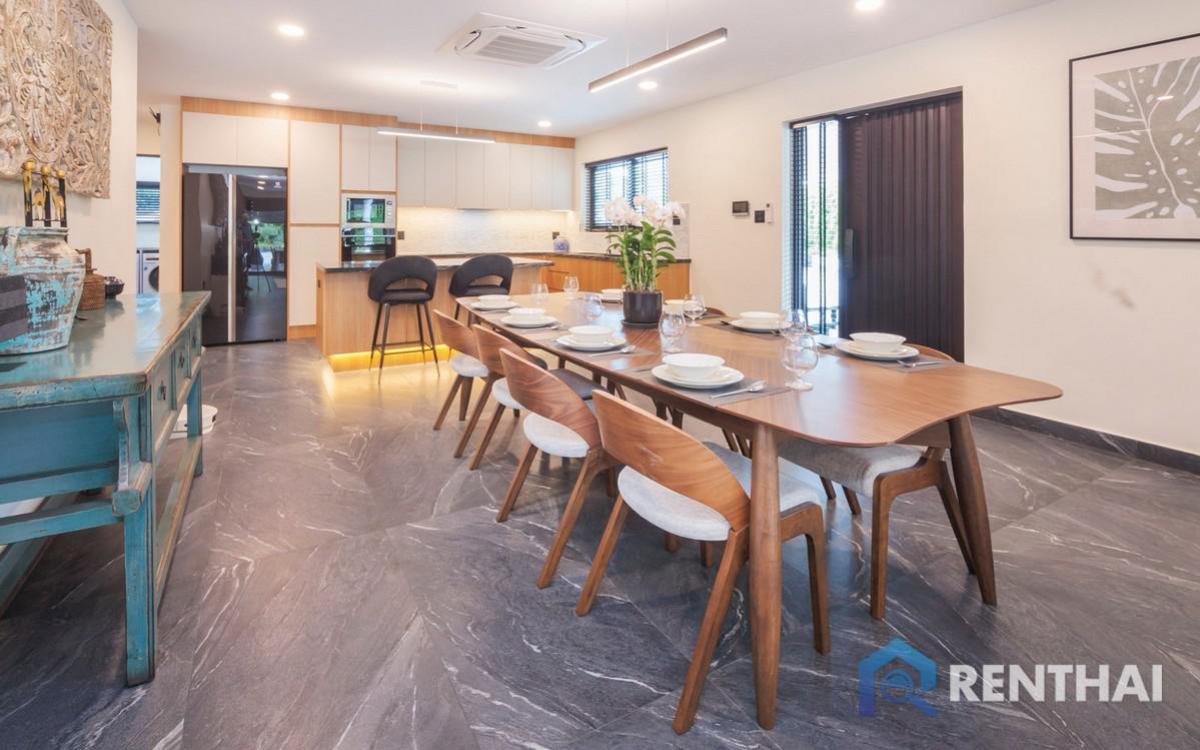 For SaleHousePattaya, Bangsaen, Chonburi : Fully Furnished 4bed Villa in Pattaya