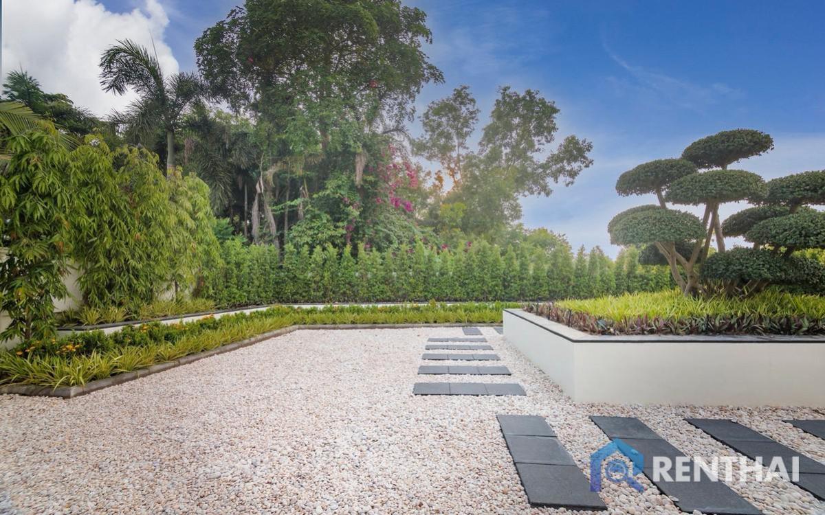 For SaleHousePattaya, Bangsaen, Chonburi : Fully Furnished 4bed Villa in Pattaya