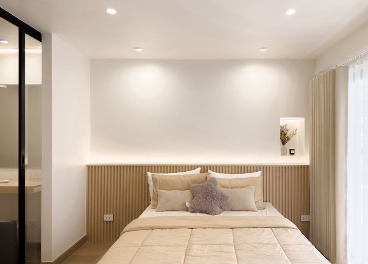 For RentCondoChiang Mai : Newly renovated condo for rent at Chomdoi Condominium, near CMU, Nimman & MAYA Shopping Mall 🏙️🌿