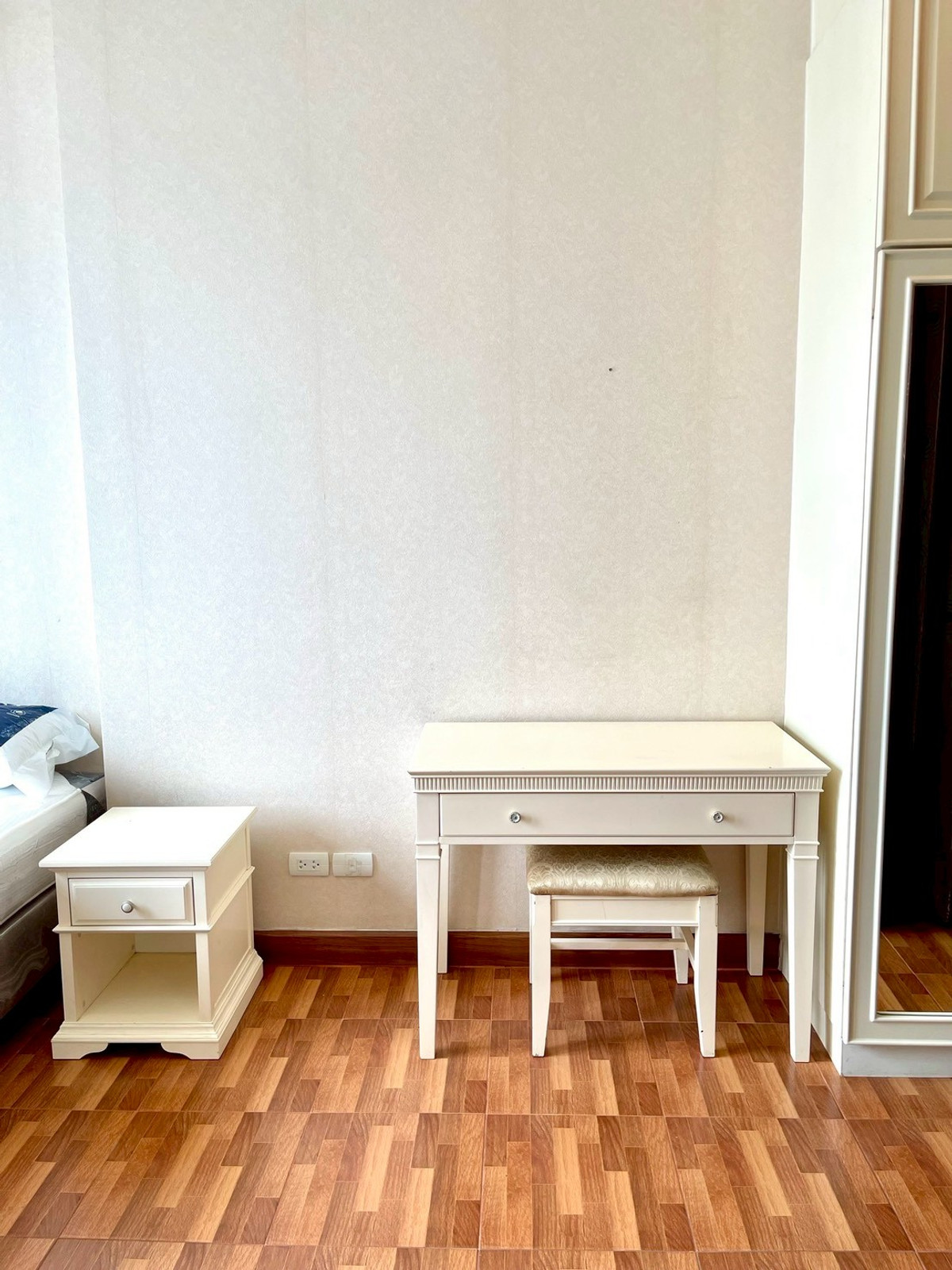 ให้เช่าคอนโดสาทร นราธิวาส : (ปล่อยเช่า) คอนโด IVY Sathorn 10 I 1-BR เฟอร์+เครื่องใช้ไฟฟ้าครบ ㅡ ใกล้ 🚆BTS ช่องนนทรี/เซนหลุยส์