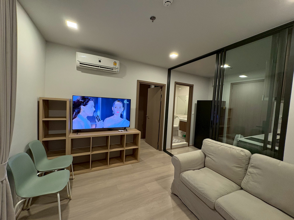 For RentCondoLadprao, Central Ladprao : 📢(for rent) Life Phahon-Ladprao near BTS Ladprao Intersection and MRT Phahon Yothin.