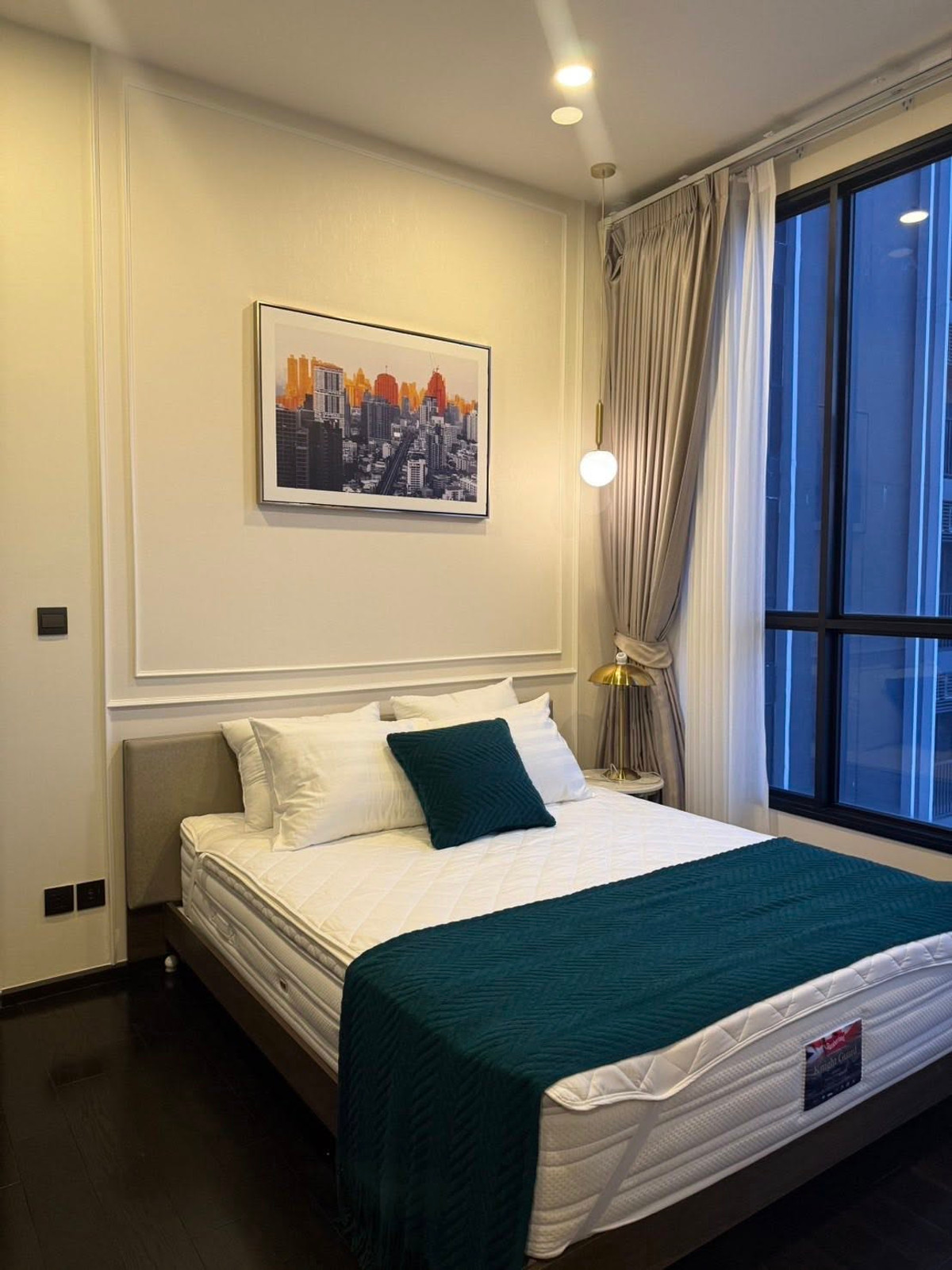 For RentCondoSukhumvit, Asoke, Thonglor : Park Origin Thonglor Condo, convenient travel, near BTS, there is a shuttle, beautiful room, fully furnished, ready to move in!!