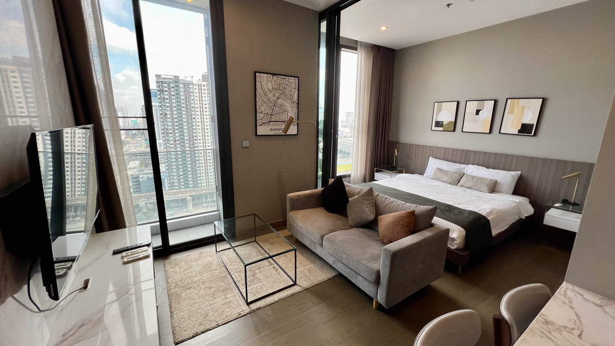 ขายคอนโดพระราม 9 เพชรบุรีตัดใหม่ RCA : FQ ขายคอนโด The Esse at Singha Complex ราคา 7,700,000 บาท [HJs260101]